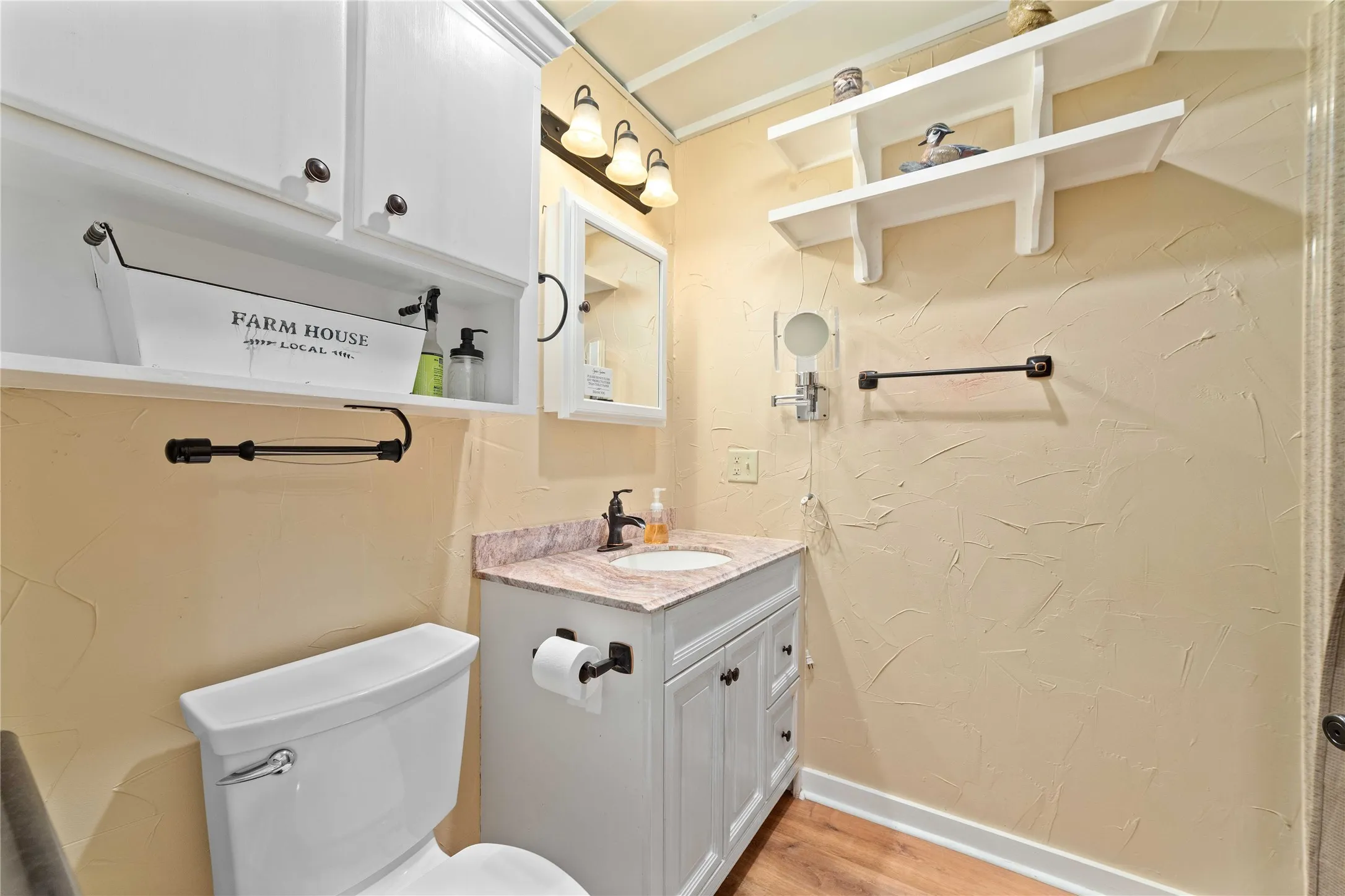 Single Family Residence For Rent in Coleman County , 970 CR 256, Coleman, Texas 76834, 3 Bedroom, 2 Bathroom, 3 Garage spaces, 2,250 Sqft, built in 2016, mls#21327068, Real Estate Agent in Coleman, Homes For Rent in Coleman county, Homes For Rent in Coleman, Realtor in Coleman Texas, Real Estate Brokerage Independent Realty Texas, Luminita Cordes Realtor