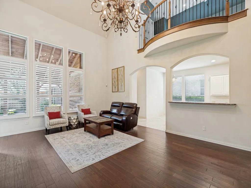 Single Family Residence For Rent in Collin County , 8723 Sherwood Drive, Frisco, Texas 75035, 6 Bedroom, 6 Bathroom, 2 Garage spaces, 4,542 Sqft, built in 2007, mls#21326678, Real Estate Agent in Frisco, Homes For Rent in Collin county, Homes For Rent in Frisco, Realtor in Frisco Texas, Real Estate Brokerage Independent Realty Texas, Luminita Cordes Realtor