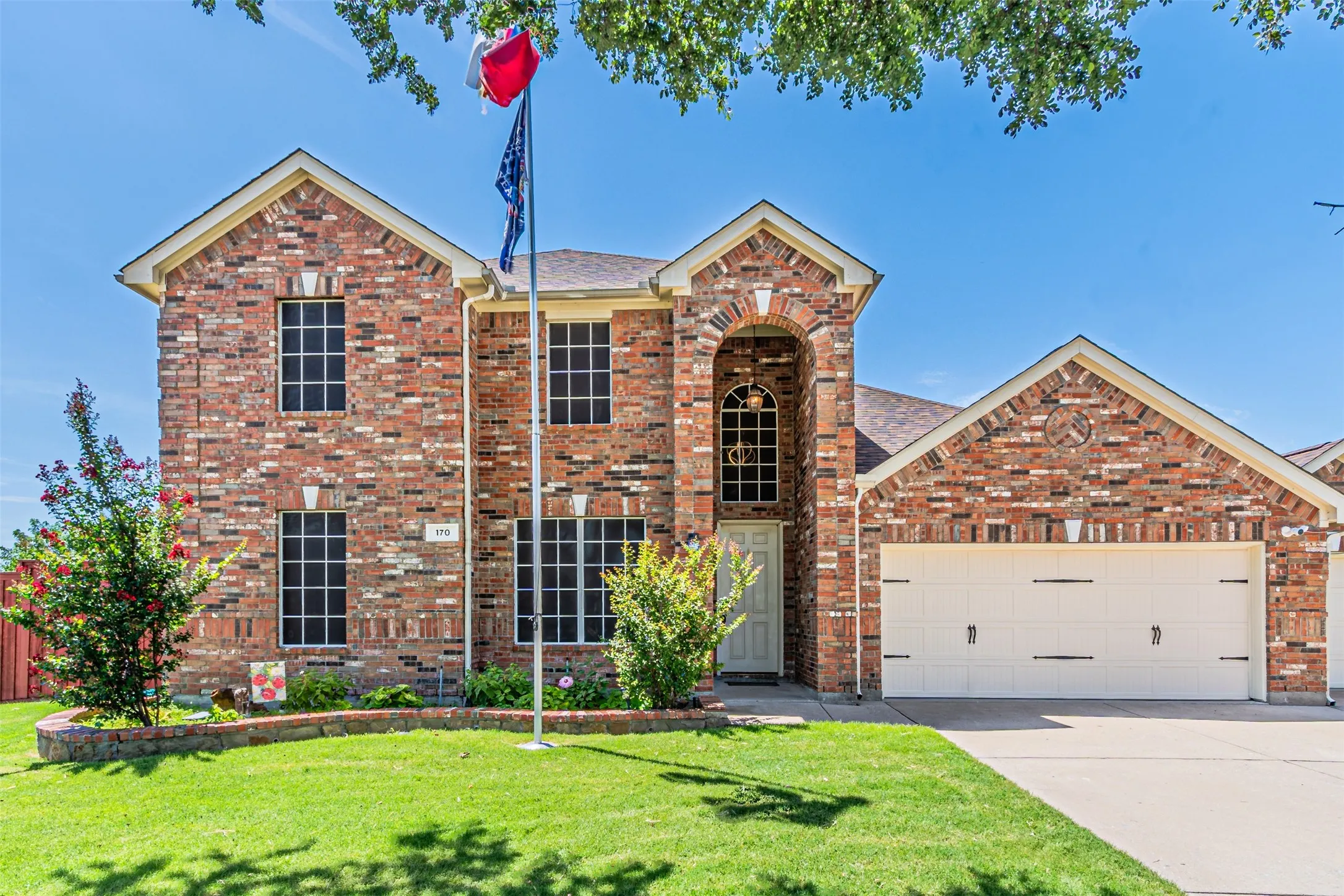 Single Family Residence For Sale in Collin County , 170 Bryan Street, Prosper, Texas 75078, 5 Bedroom, 4 Bathroom, 3 Garage spaces, 3,265 Sqft, built in 2005, mls#21325800, Real Estate Agent in Prosper, Homes For Sale in Collin county, Homes For Sale in Prosper, Realtor in Prosper Texas, Real Estate Brokerage Independent Realty Texas, Luminita Cordes Realtor