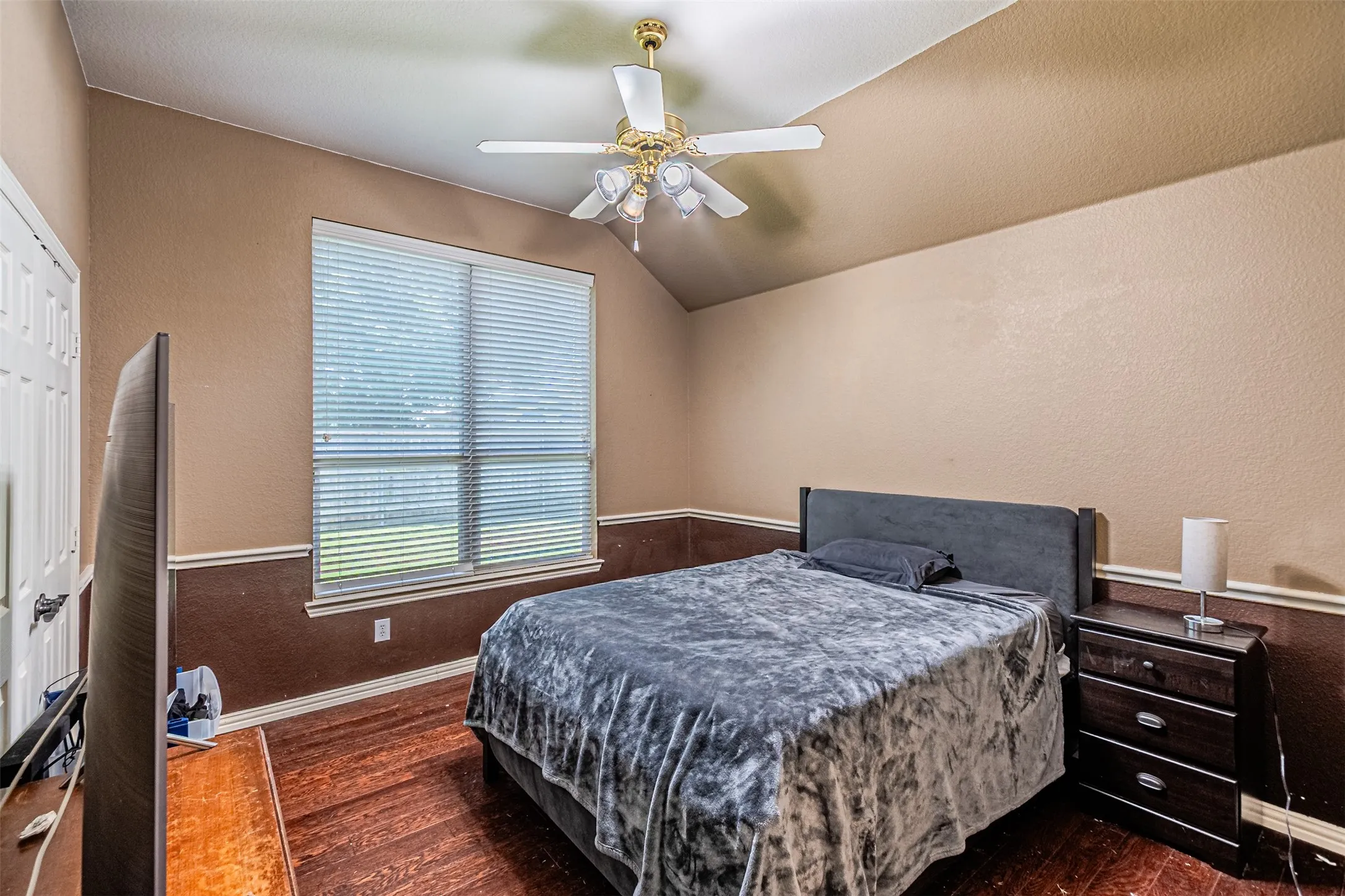 Single Family Residence For Sale in Collin County , 170 Bryan Street, Prosper, Texas 75078, 5 Bedroom, 4 Bathroom, 3 Garage spaces, 3,265 Sqft, built in 2005, mls#21325800, Real Estate Agent in Prosper, Homes For Sale in Collin county, Homes For Sale in Prosper, Realtor in Prosper Texas, Real Estate Brokerage Independent Realty Texas, Luminita Cordes Realtor