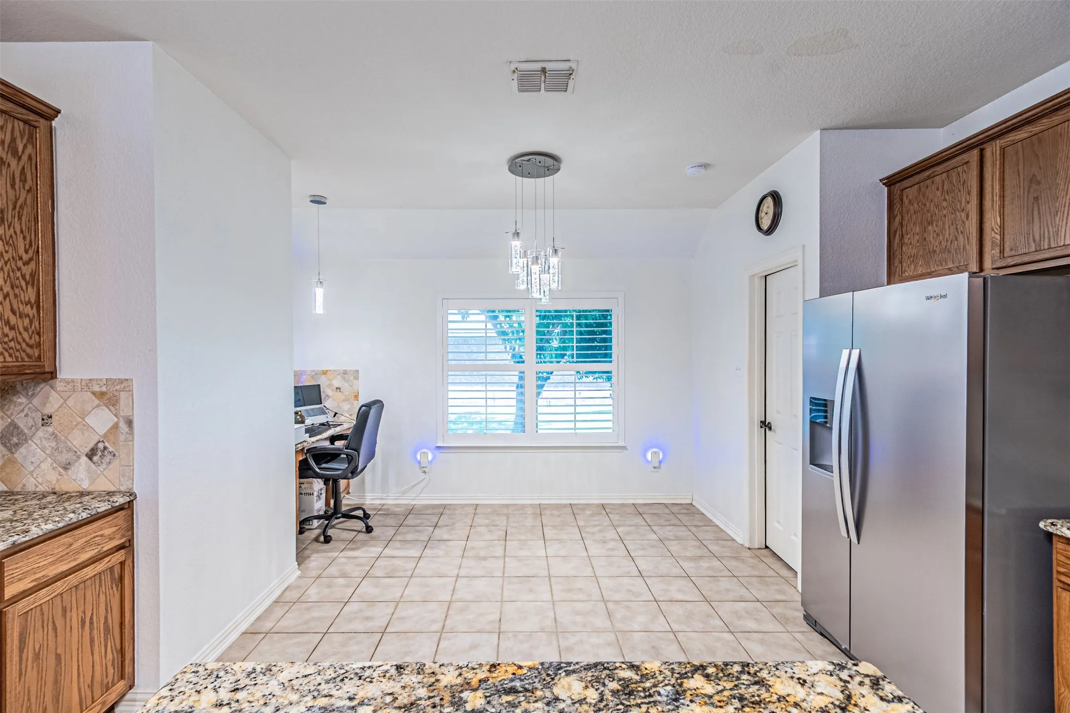 Single Family Residence For Sale in Collin County , 170 Bryan Street, Prosper, Texas 75078, 5 Bedroom, 4 Bathroom, 3 Garage spaces, 3,265 Sqft, built in 2005, mls#21325800, Real Estate Agent in Prosper, Homes For Sale in Collin county, Homes For Sale in Prosper, Realtor in Prosper Texas, Real Estate Brokerage Independent Realty Texas, Luminita Cordes Realtor