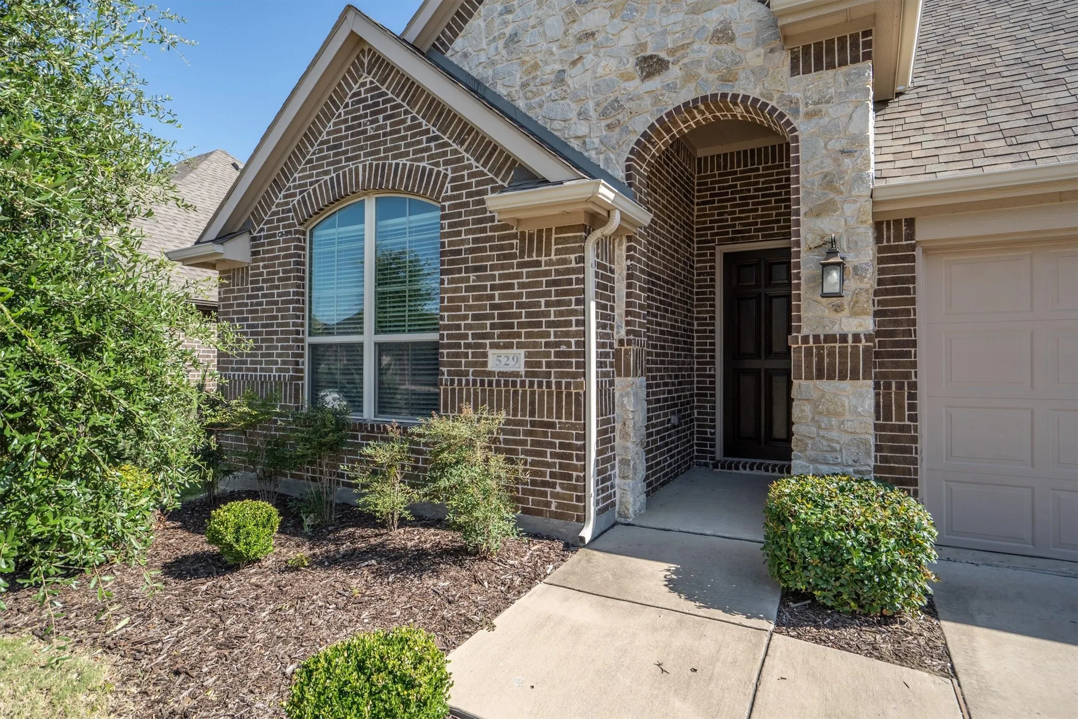 Single Family Residence For Sale in Collin County , 529 Overton Avenue, Celina, Texas 75009, 4 Bedrooms, 3 Bathrooms, 2 Garage spaces, 2,310 Sqft, built in 2019, Price $520,000, mls#21327036, Real Estate Agent in Celina, Homes For Sale in Collin county, Homes For Sale in Celina, Realtor in Celina Texas, Real Estate Brokerage Independent Realty Texas, Luminita Cordes Realtor