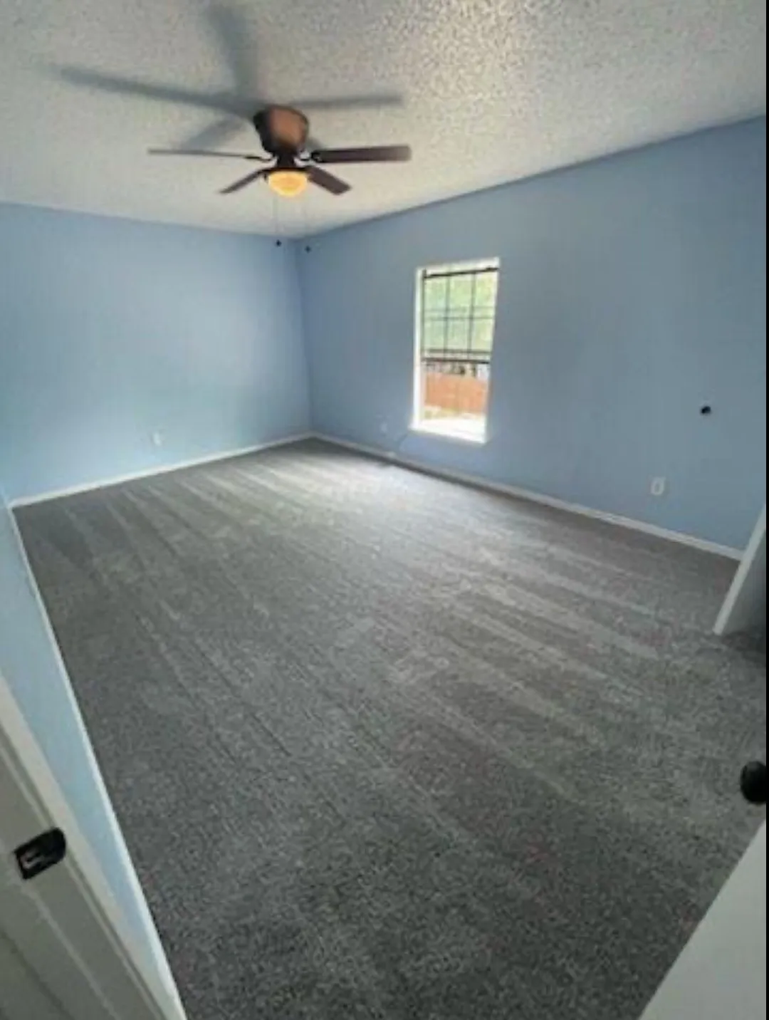 Single Family Residence For Rent in Dallas County , 2319 Abbington Lane, Grand Prairie, Texas 75052, 2 Bedroom, 3 Bathroom, 2 Garage spaces, 2,330 Sqft, built in 1985, mls#21327124, Real Estate Agent in Grand Prairie, Homes For Rent in Dallas county, Homes For Rent in Grand Prairie, Realtor in Grand Prairie Texas, Real Estate Brokerage Independent Realty Texas, Luminita Cordes Realtor