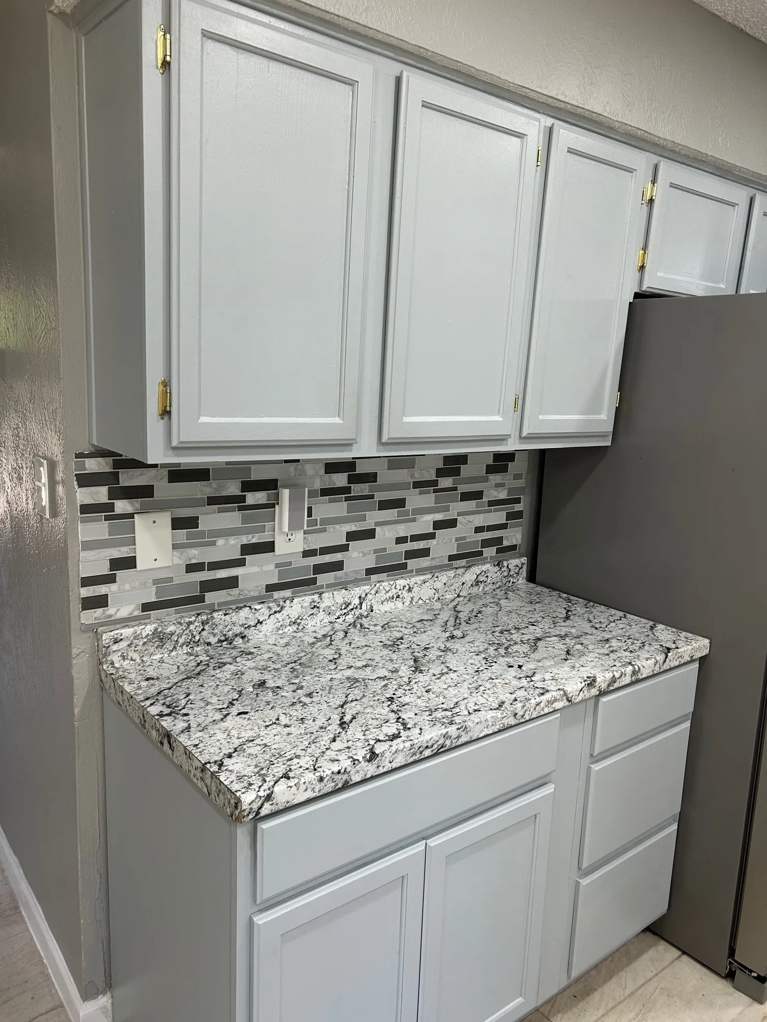 Single Family Residence For Rent in Dallas County , 2319 Abbington Lane, Grand Prairie, Texas 75052, 2 Bedroom, 3 Bathroom, 2 Garage spaces, 2,330 Sqft, built in 1985, mls#21327124, Real Estate Agent in Grand Prairie, Homes For Rent in Dallas county, Homes For Rent in Grand Prairie, Realtor in Grand Prairie Texas, Real Estate Brokerage Independent Realty Texas, Luminita Cordes Realtor