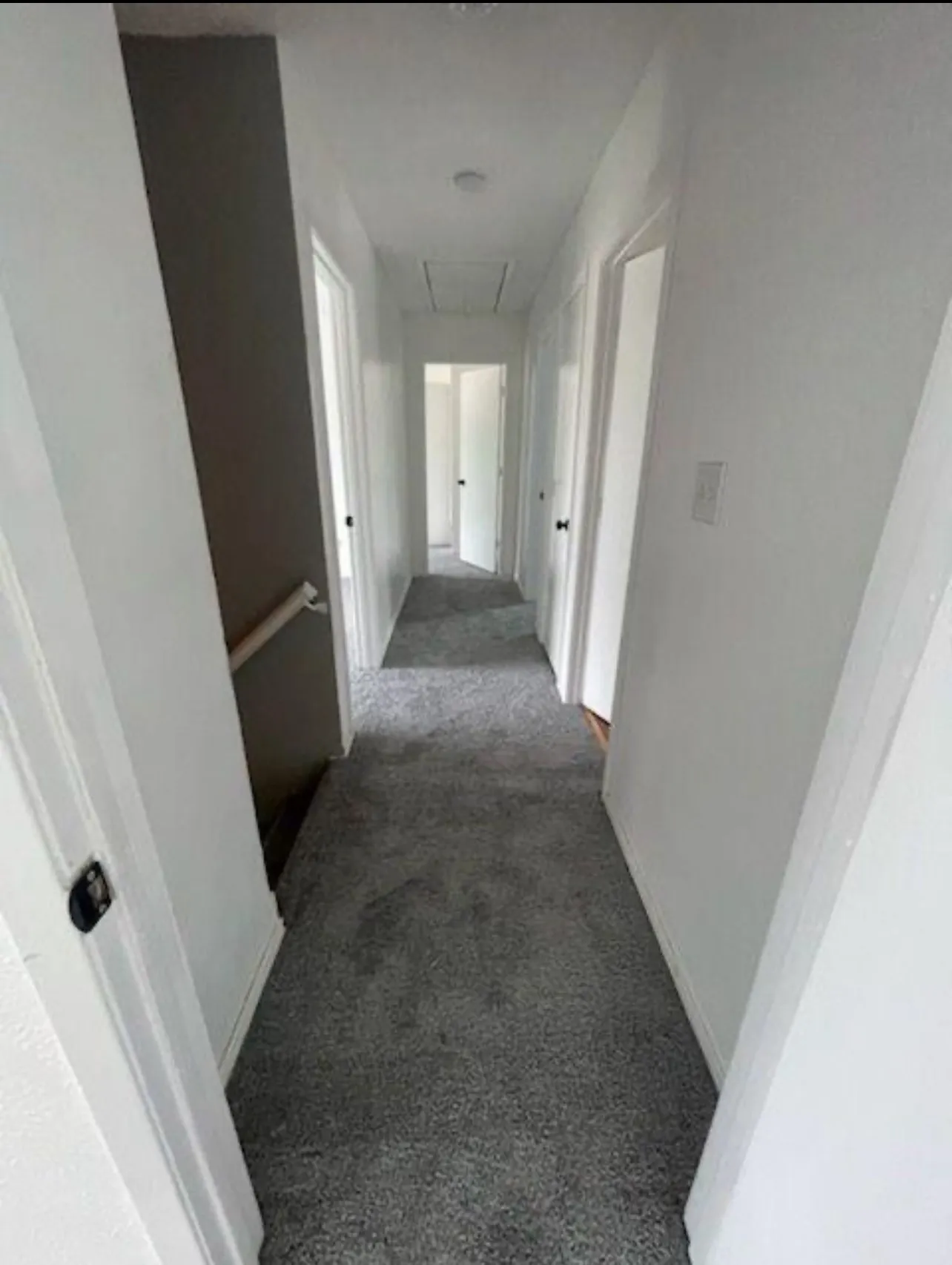 Single Family Residence For Rent in Dallas County , 2319 Abbington Lane, Grand Prairie, Texas 75052, 2 Bedroom, 3 Bathroom, 2 Garage spaces, 2,330 Sqft, built in 1985, mls#21327124, Real Estate Agent in Grand Prairie, Homes For Rent in Dallas county, Homes For Rent in Grand Prairie, Realtor in Grand Prairie Texas, Real Estate Brokerage Independent Realty Texas, Luminita Cordes Realtor