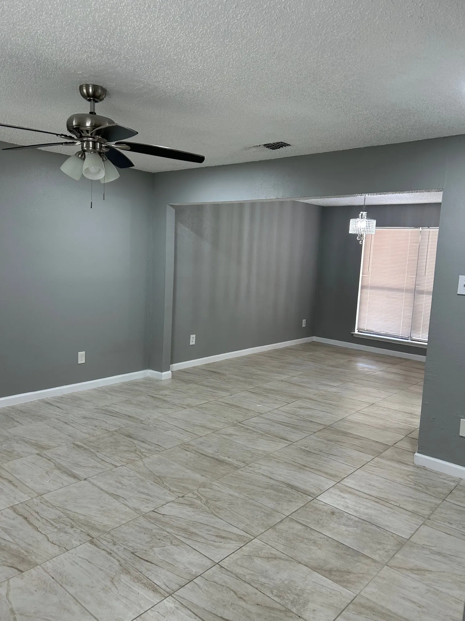 Single Family Residence For Rent in Dallas County , 2319 Abbington Lane, Grand Prairie, Texas 75052, 2 Bedroom, 3 Bathroom, 2 Garage spaces, 2,330 Sqft, built in 1985, mls#21327124, Real Estate Agent in Grand Prairie, Homes For Rent in Dallas county, Homes For Rent in Grand Prairie, Realtor in Grand Prairie Texas, Real Estate Brokerage Independent Realty Texas, Luminita Cordes Realtor