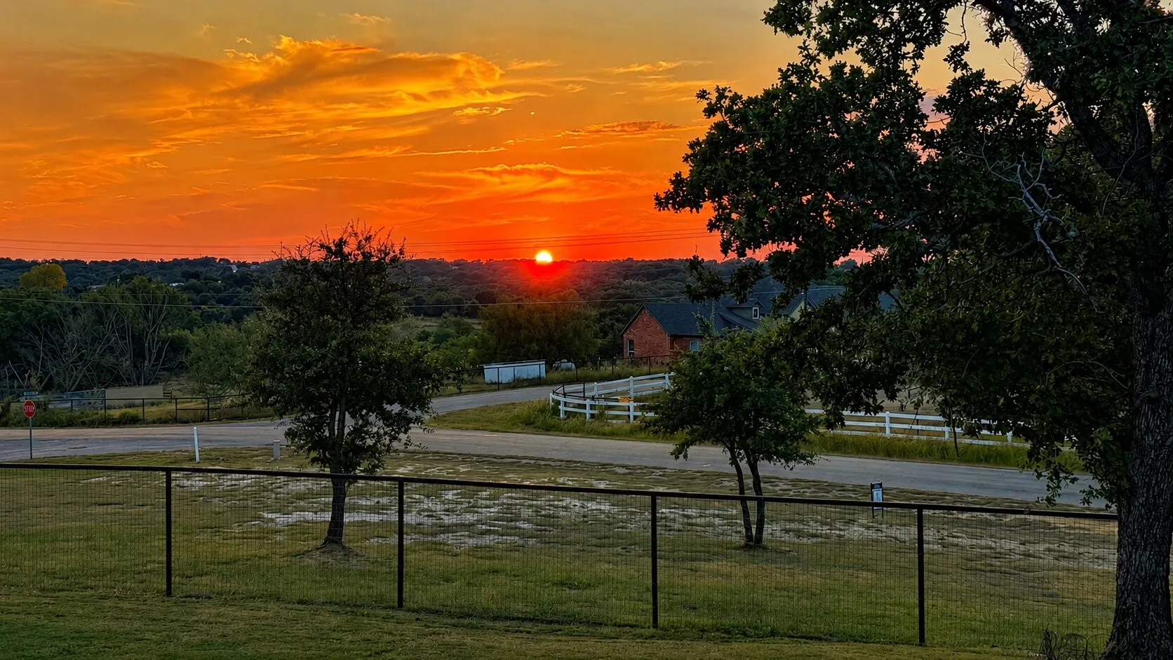 Single Family Residence For Sale in Wise County , 117 Rock Salt Drive, Springtown, Texas 76082, 4 Bedrooms, 3 Bathrooms, 2 Garage spaces, 3,520 Sqft, built in 2021, Price $559,999, mls#21324298, Real Estate Agent in Springtown, Homes For Sale in Wise county, Homes For Sale in Springtown, Realtor in Springtown Texas, Real Estate Brokerage Independent Realty Texas, Luminita Cordes Realtor