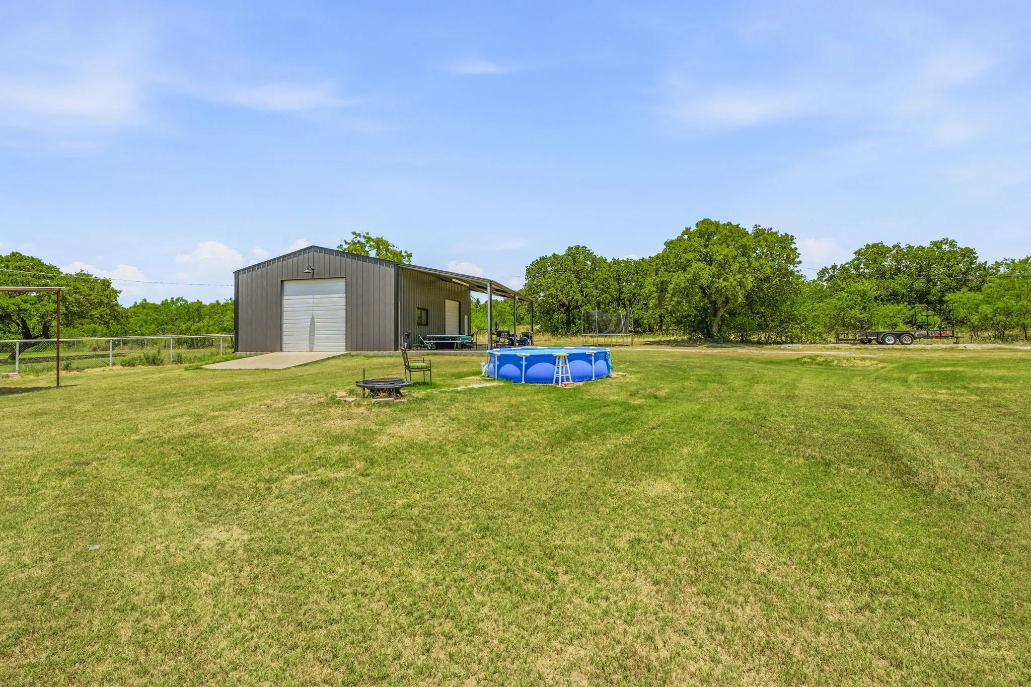 Single Family Residence For Sale in Young County , 352 Seaberry Loop, Graham, Texas 76450, 3 Bedrooms, 2 Bathrooms, Garage spaces, 2,488 Sqft, built in 1980, Price $365,000, mls#21325410, Real Estate Agent in Graham, Homes For Sale in Young county, Homes For Sale in Graham, Realtor in Graham Texas, Real Estate Brokerage Independent Realty Texas, Luminita Cordes Realtor
