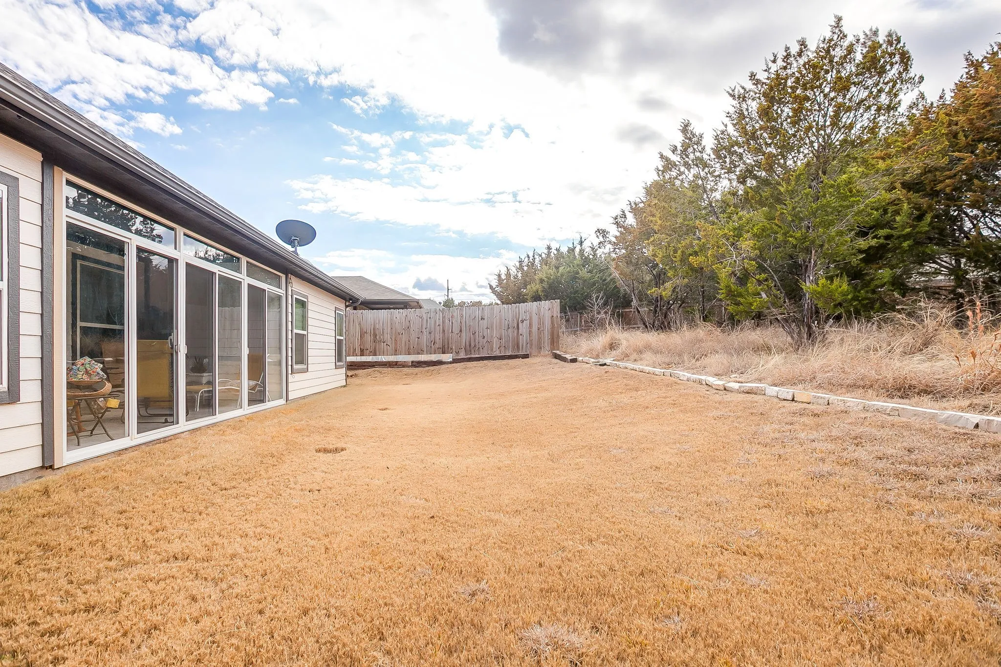Single Family Residence For Sale in Hood County , 2708 San Gabriel Drive, Granbury, Texas 76048, 3 Bedroom, 2 Bathroom, 2 Garage spaces, 1,514 Sqft, built in 2021, mls#21327134, Real Estate Agent in Granbury, Homes For Sale in Hood county, Homes For Sale in Granbury, Realtor in Granbury Texas, Real Estate Brokerage Independent Realty Texas, Luminita Cordes Realtor