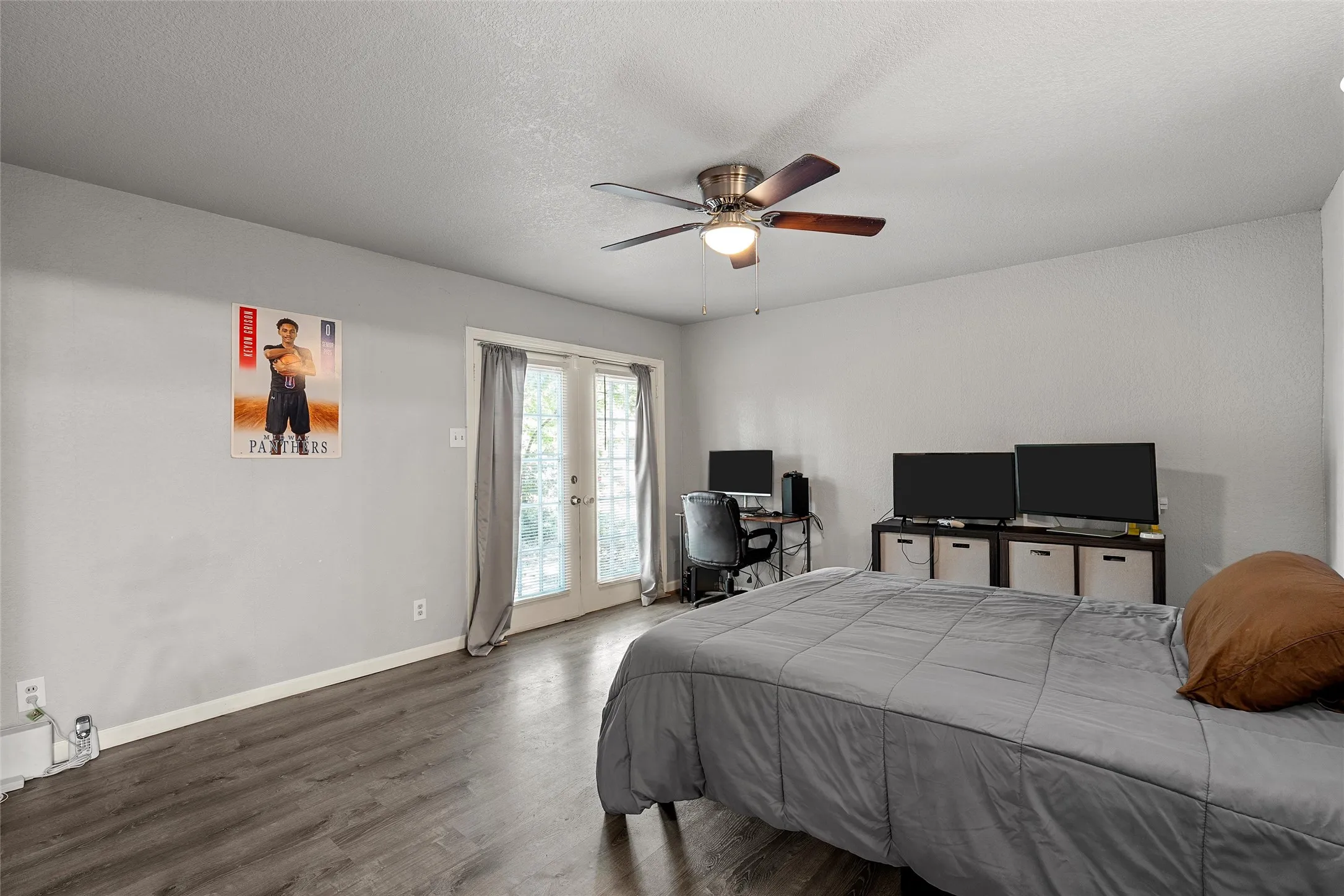 Single Family Residence For Sale in Mc Lennan County , 3613 Trice Avenue, Waco, Texas 76707, 3 Bedroom, 2 Bathroom, 1 Garage spaces, 1,512 Sqft, built in 1951, mls#21322689, Real Estate Agent in Waco, Homes For Sale in Mc Lennan county, Homes For Sale in Waco, Realtor in Waco Texas, Real Estate Brokerage Independent Realty Texas, Luminita Cordes Realtor