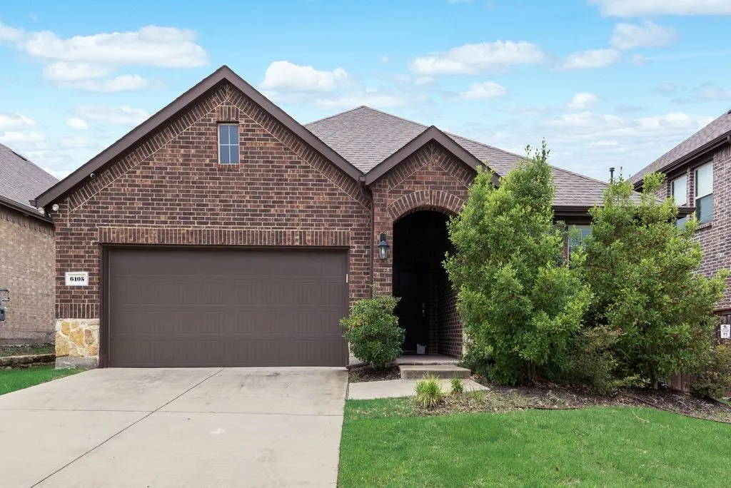 Single Family Residence For Sale in Kaufman County , 6105 Gritten Drive, Forney, Texas 75126, 4 Bedroom, 2 Bathroom, 2 Garage spaces, 1,805 Sqft, built in 2019, mls#21313764, Real Estate Agent in Forney, Homes For Sale in Kaufman county, Homes For Sale in Forney, Realtor in Forney Texas, Real Estate Brokerage Independent Realty Texas, Luminita Cordes Realtor