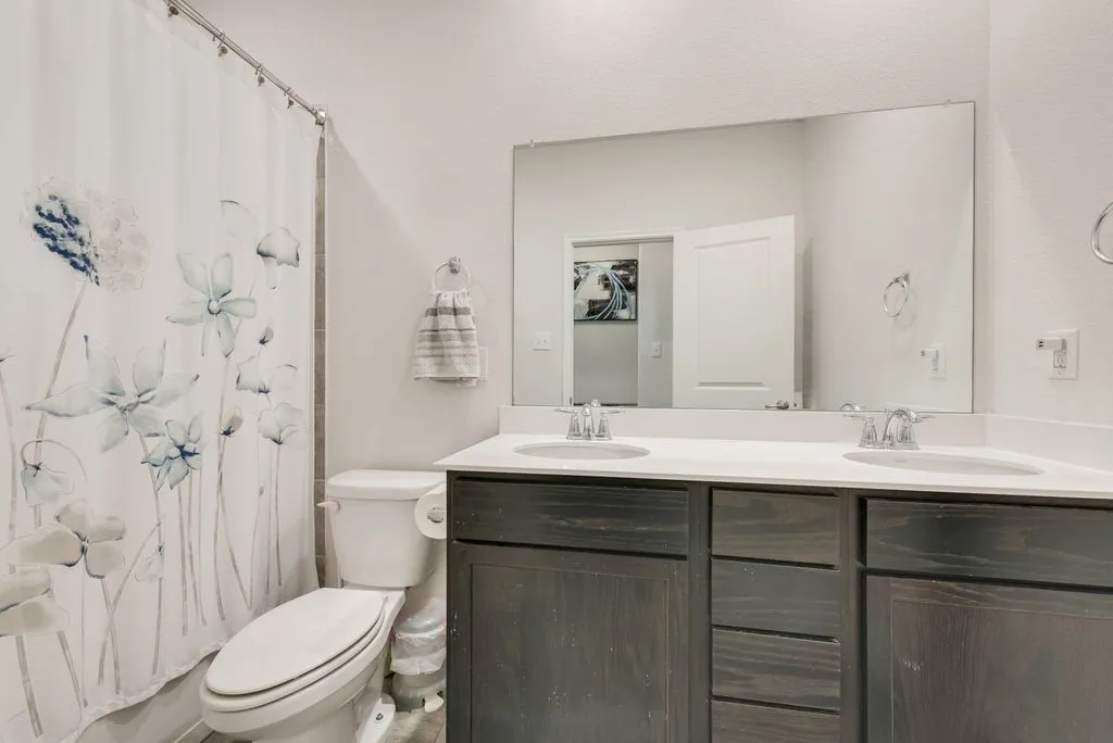 Single Family Residence For Sale in Kaufman County , 6105 Gritten Drive, Forney, Texas 75126, 4 Bedroom, 2 Bathroom, 2 Garage spaces, 1,805 Sqft, built in 2019, mls#21313764, Real Estate Agent in Forney, Homes For Sale in Kaufman county, Homes For Sale in Forney, Realtor in Forney Texas, Real Estate Brokerage Independent Realty Texas, Luminita Cordes Realtor