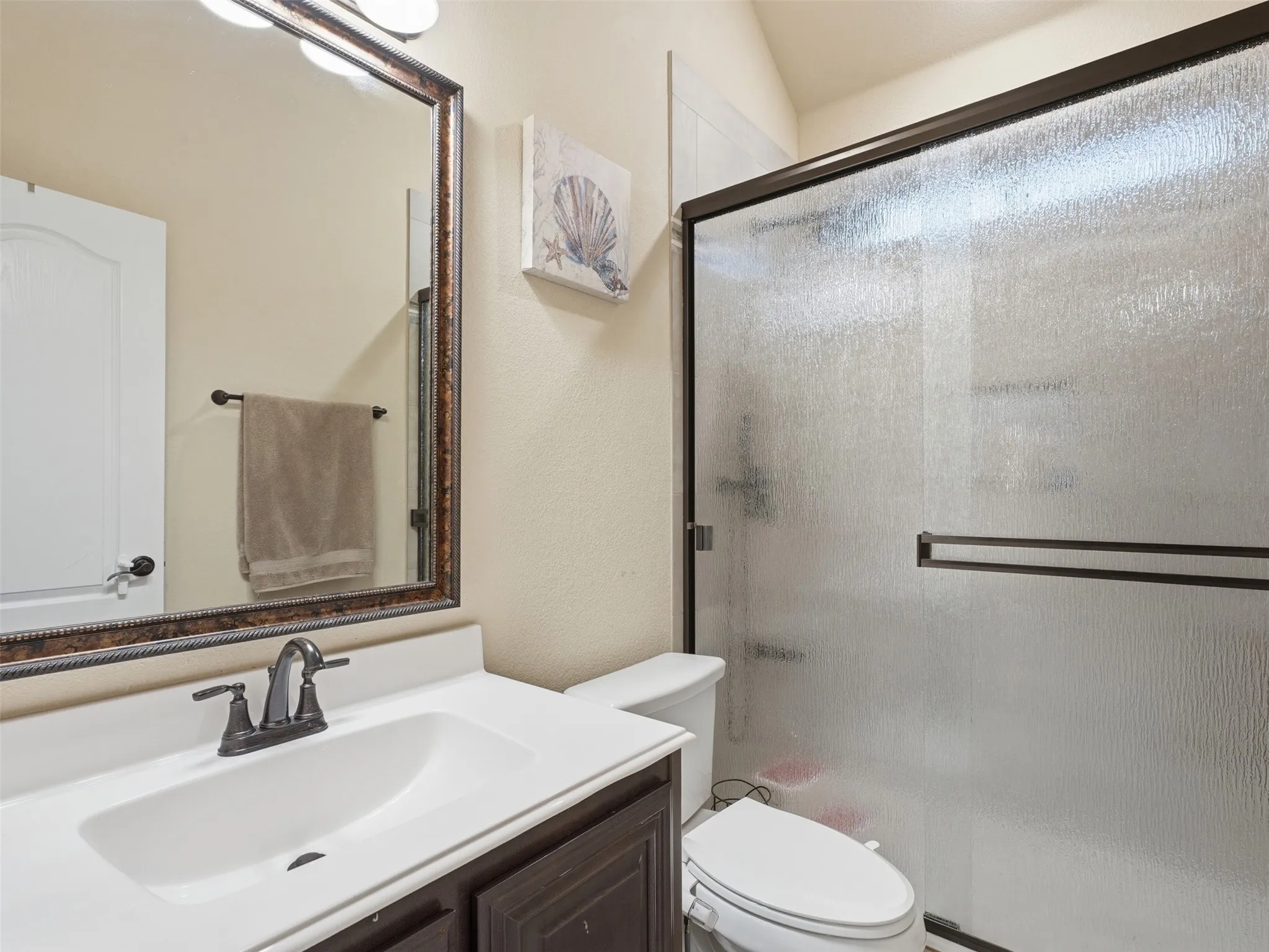 Single Family Residence For Sale in Tarrant County , 521 Ridgewater Trail, Fort Worth, Texas 76131, 6 Bedroom, 4 Bathroom, 3 Garage spaces, 3,930 Sqft, built in 2022, mls#21327180, Real Estate Agent in Fort Worth, Homes For Sale in Tarrant county, Homes For Sale in Fort Worth, Realtor in Fort Worth Texas, Real Estate Brokerage Independent Realty Texas, Luminita Cordes Realtor