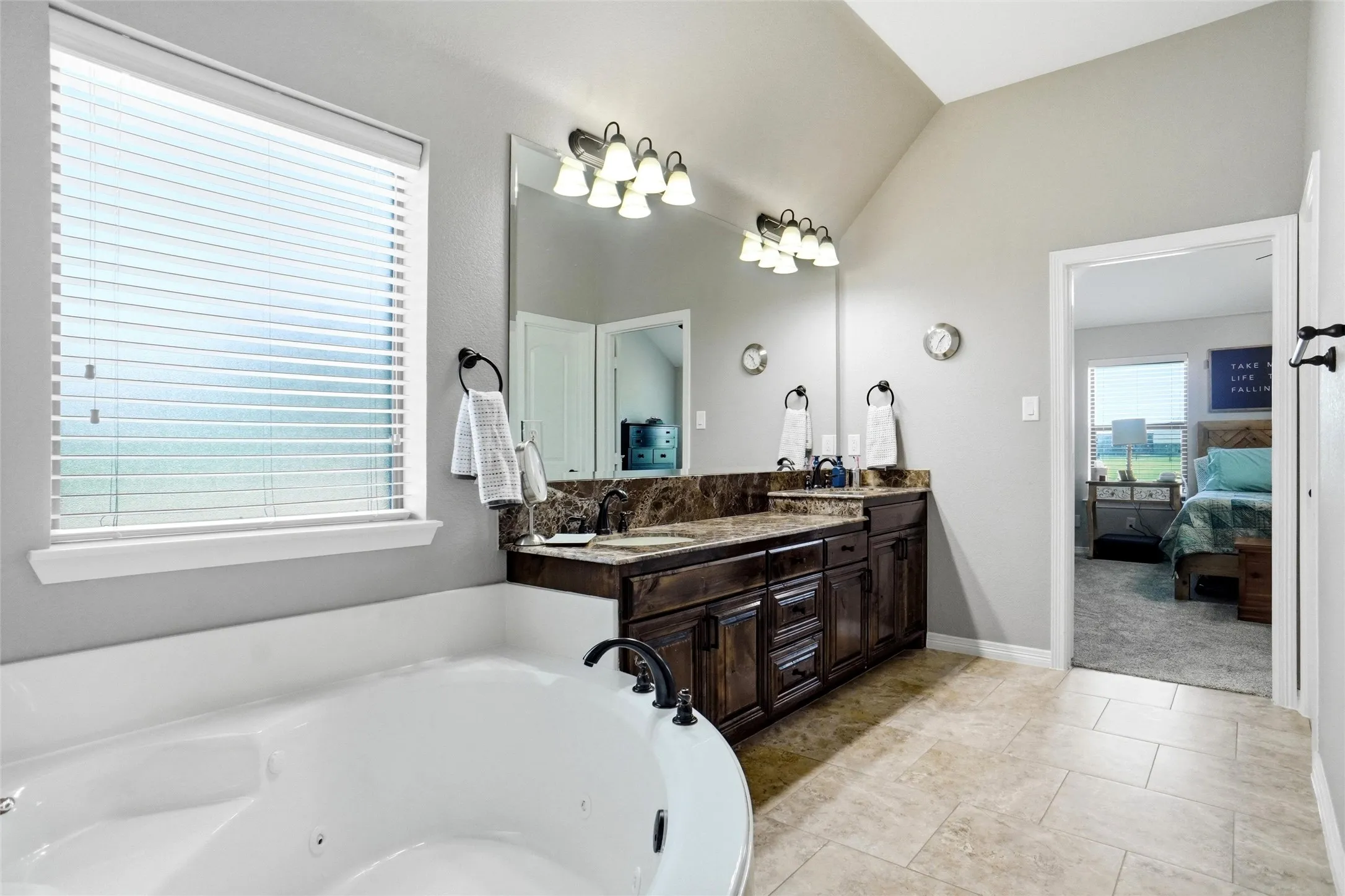 Single Family Residence For Sale in Tarrant County , 14216 Lucille Drive, Newark, Texas 76071, 4 Bedroom, 3 Bathroom, 3 Garage spaces, 2,785 Sqft, built in 2011, mls#21327189, Real Estate Agent in Newark, Homes For Sale in Tarrant county, Homes For Sale in Newark, Realtor in Newark Texas, Real Estate Brokerage Independent Realty Texas, Luminita Cordes Realtor
