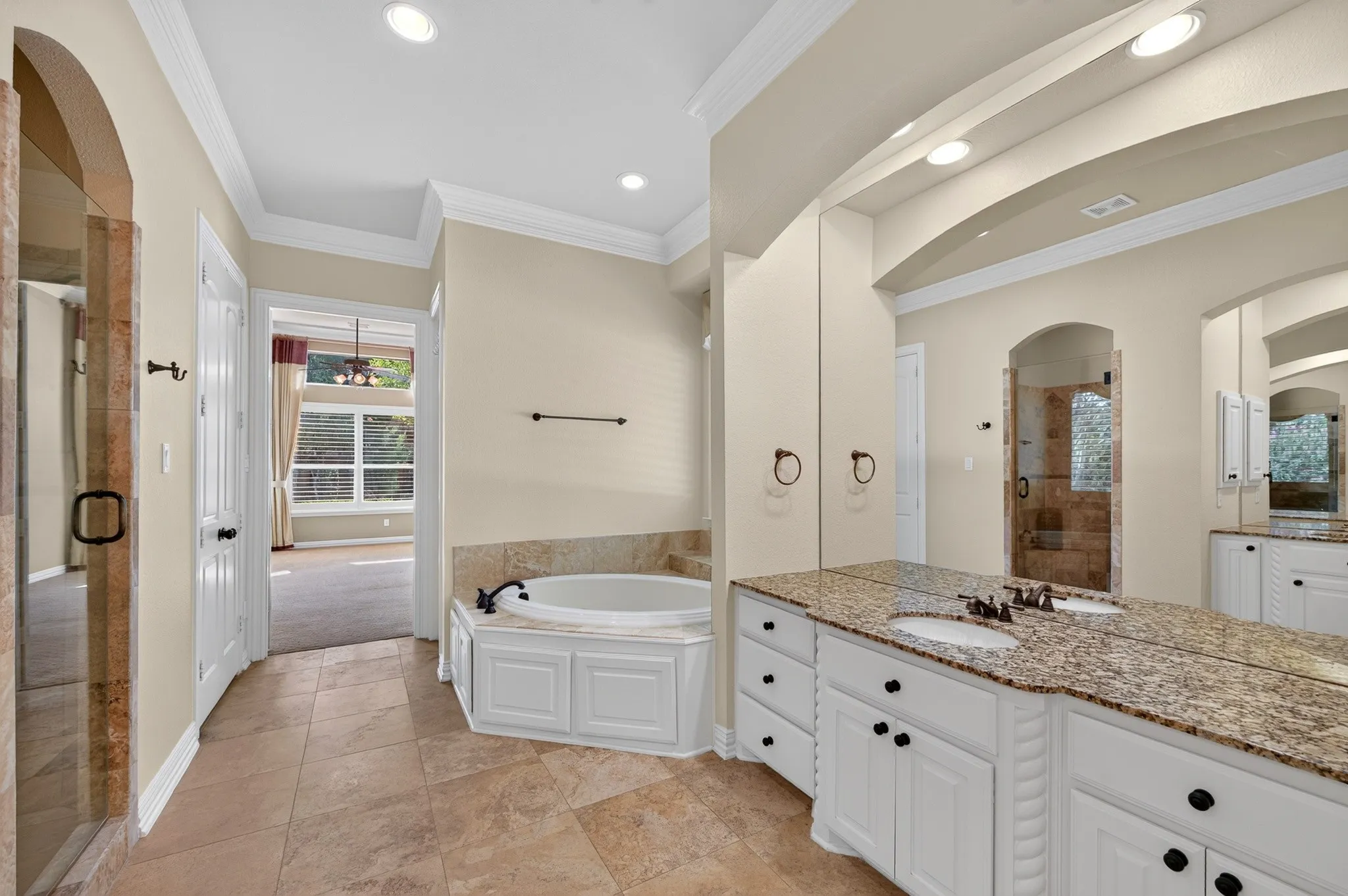 Single Family Residence For Sale in Collin County , 8572 Rochdale Court, Frisco, Texas 75035, 4 Bedroom, 4 Bathroom, 2 Garage spaces, 5,073 Sqft, built in 2006, mls#21327109, Real Estate Agent in Frisco, Homes For Sale in Collin county, Homes For Sale in Frisco, Realtor in Frisco Texas, Real Estate Brokerage Independent Realty Texas, Luminita Cordes Realtor