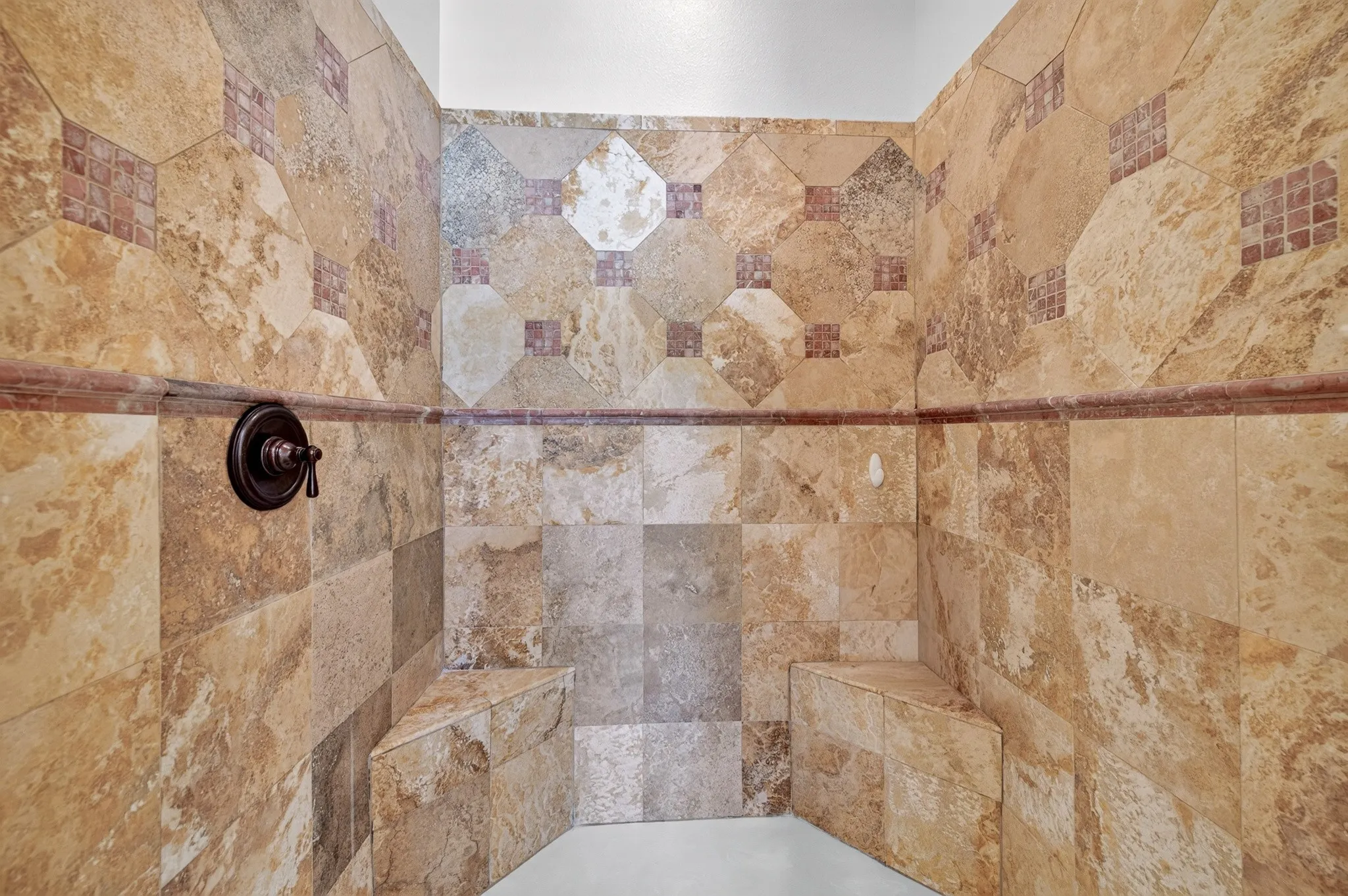 Single Family Residence For Sale in Collin County , 8572 Rochdale Court, Frisco, Texas 75035, 4 Bedroom, 4 Bathroom, 2 Garage spaces, 5,073 Sqft, built in 2006, mls#21327109, Real Estate Agent in Frisco, Homes For Sale in Collin county, Homes For Sale in Frisco, Realtor in Frisco Texas, Real Estate Brokerage Independent Realty Texas, Luminita Cordes Realtor