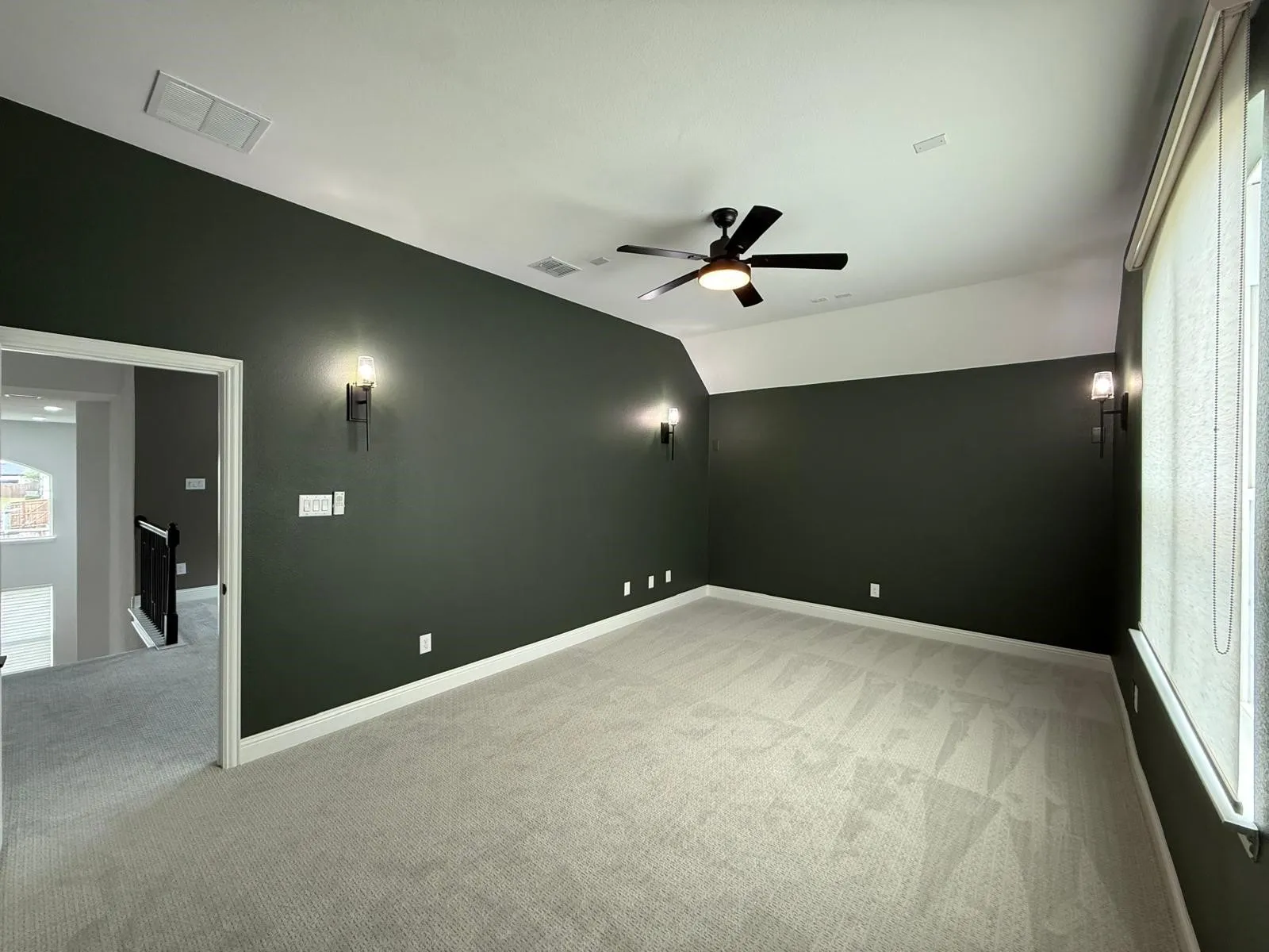 Single Family Residence For Rent in Collin County , 10678 Grayhead Drive, Frisco, Texas 75035, 4 Bedroom, 4 Bathroom, 2 Garage spaces, 2,971 Sqft, built in 2023, mls#21327239, Real Estate Agent in Frisco, Homes For Rent in Collin county, Homes For Rent in Frisco, Realtor in Frisco Texas, Real Estate Brokerage Independent Realty Texas, Luminita Cordes Realtor