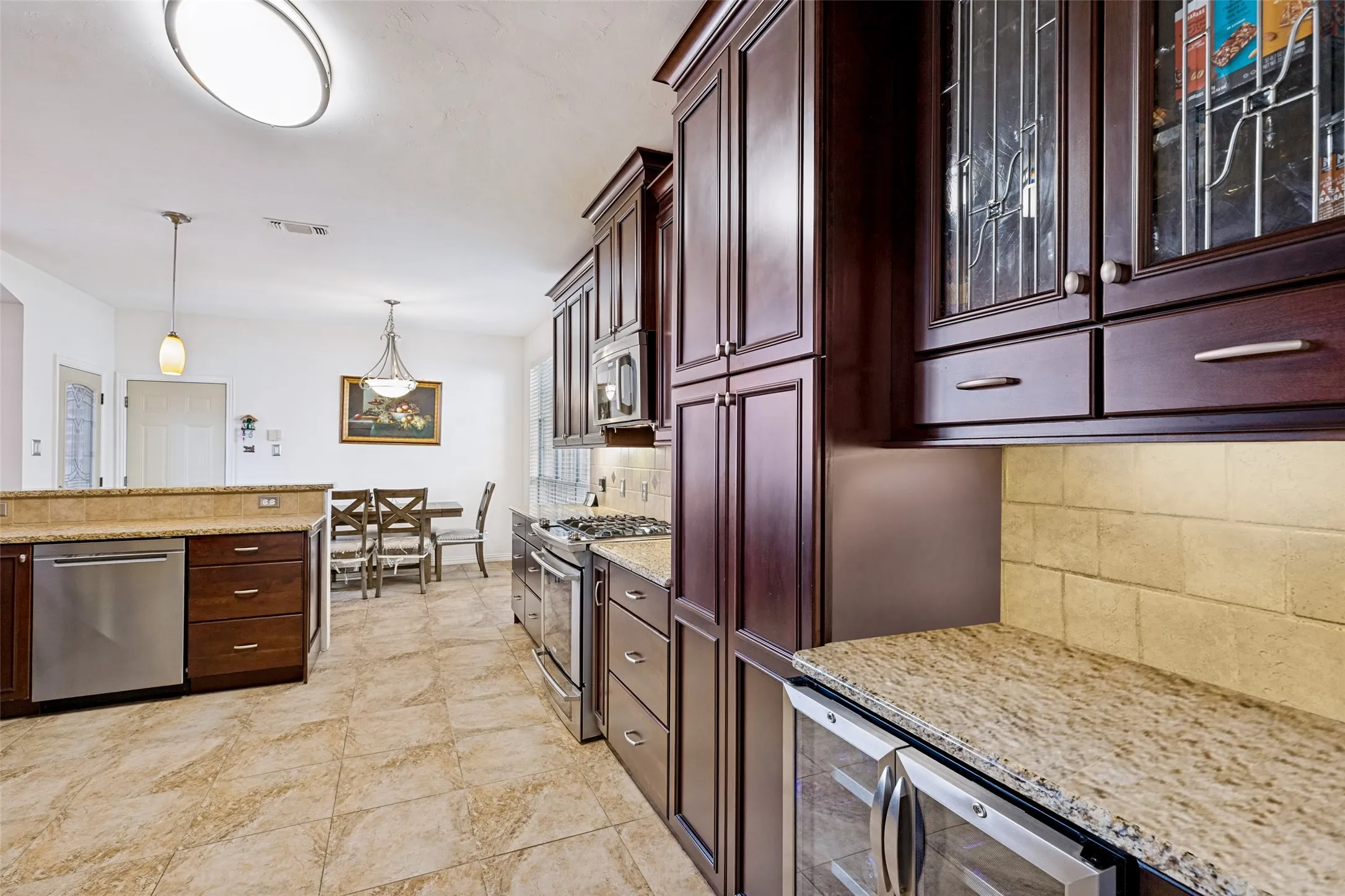 Single Family Residence For Sale in Collin County , 1412 Greenbriar Drive, Allen, Texas 75013, 4 Bedroom, 4 Bathroom, 3 Garage spaces, 3,739 Sqft, built in 1998, mls#21325827, Real Estate Agent in Allen, Homes For Sale in Collin county, Homes For Sale in Allen, Realtor in Allen Texas, Real Estate Brokerage Independent Realty Texas, Luminita Cordes Realtor