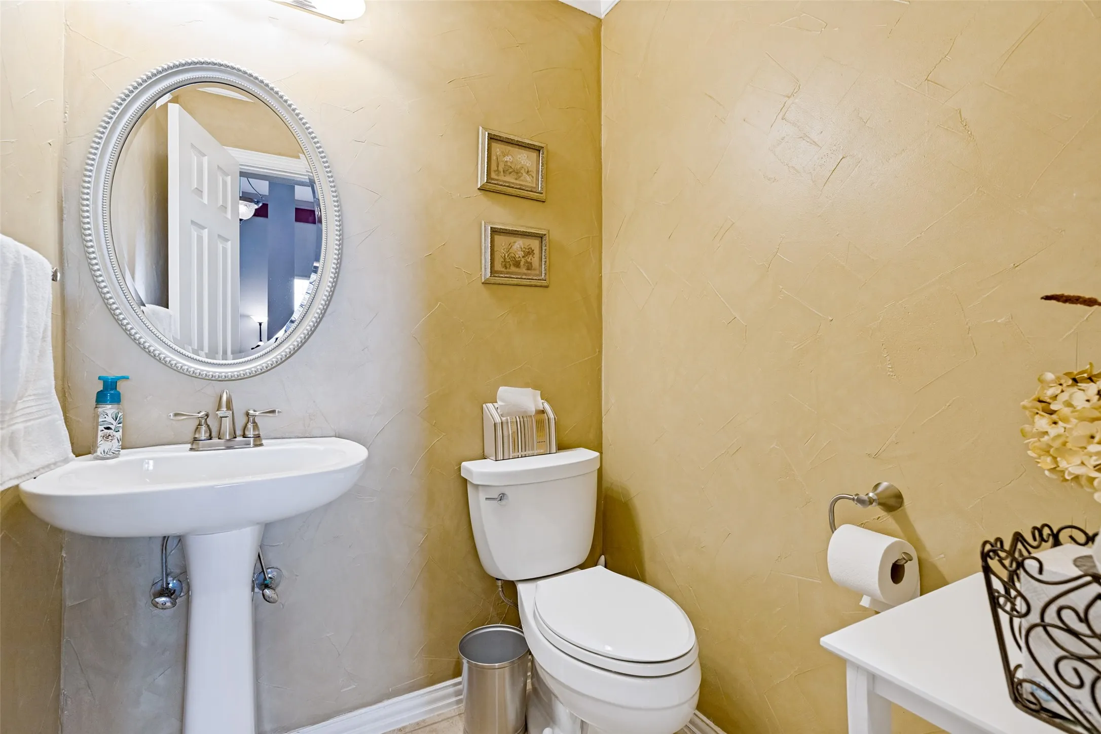 Single Family Residence For Sale in Collin County , 1412 Greenbriar Drive, Allen, Texas 75013, 4 Bedroom, 4 Bathroom, 3 Garage spaces, 3,739 Sqft, built in 1998, mls#21325827, Real Estate Agent in Allen, Homes For Sale in Collin county, Homes For Sale in Allen, Realtor in Allen Texas, Real Estate Brokerage Independent Realty Texas, Luminita Cordes Realtor