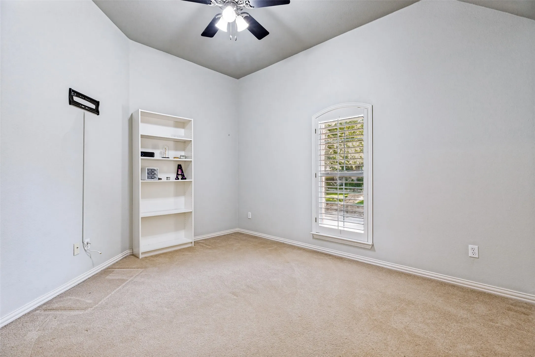 Single Family Residence For Sale in Collin County , 1412 Greenbriar Drive, Allen, Texas 75013, 4 Bedroom, 4 Bathroom, 3 Garage spaces, 3,739 Sqft, built in 1998, mls#21325827, Real Estate Agent in Allen, Homes For Sale in Collin county, Homes For Sale in Allen, Realtor in Allen Texas, Real Estate Brokerage Independent Realty Texas, Luminita Cordes Realtor