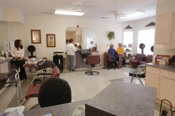 The on-site salon and nail salon provide convenient beauty and personal care services right within the community.
