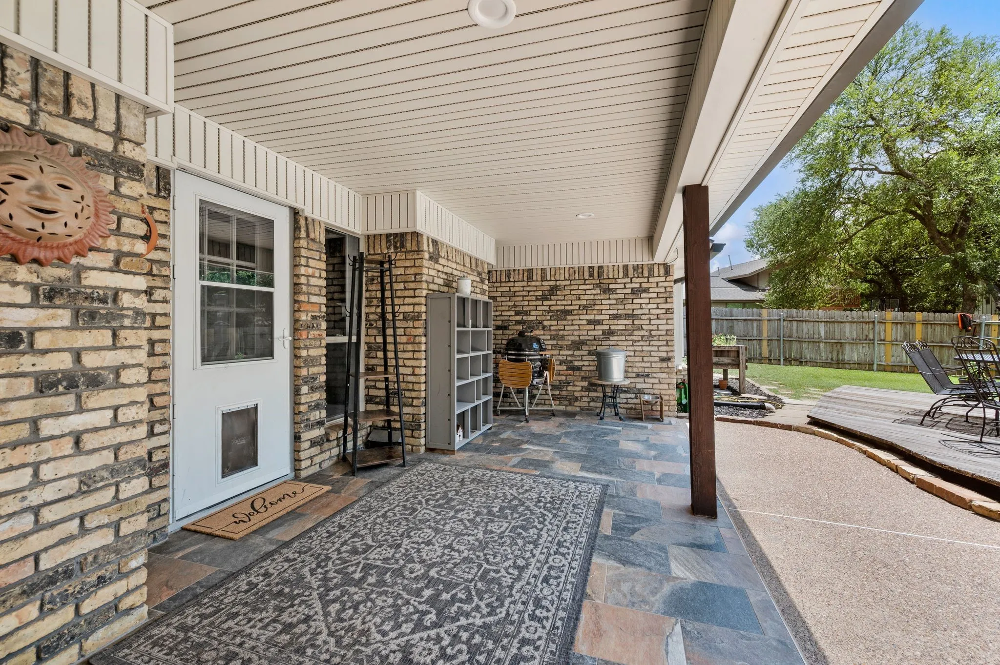 Single Family Residence For Sale in Tarrant County , 4102 Greenway Court, Colleyville, Texas 76034, 4 Bedroom, 4 Bathroom, 2 Garage spaces, 3,569 Sqft, built in 1981, mls#21318378, Real Estate Agent in Colleyville, Homes For Sale in Tarrant county, Homes For Sale in Colleyville, Realtor in Colleyville Texas, Real Estate Brokerage Independent Realty Texas, Luminita Cordes Realtor