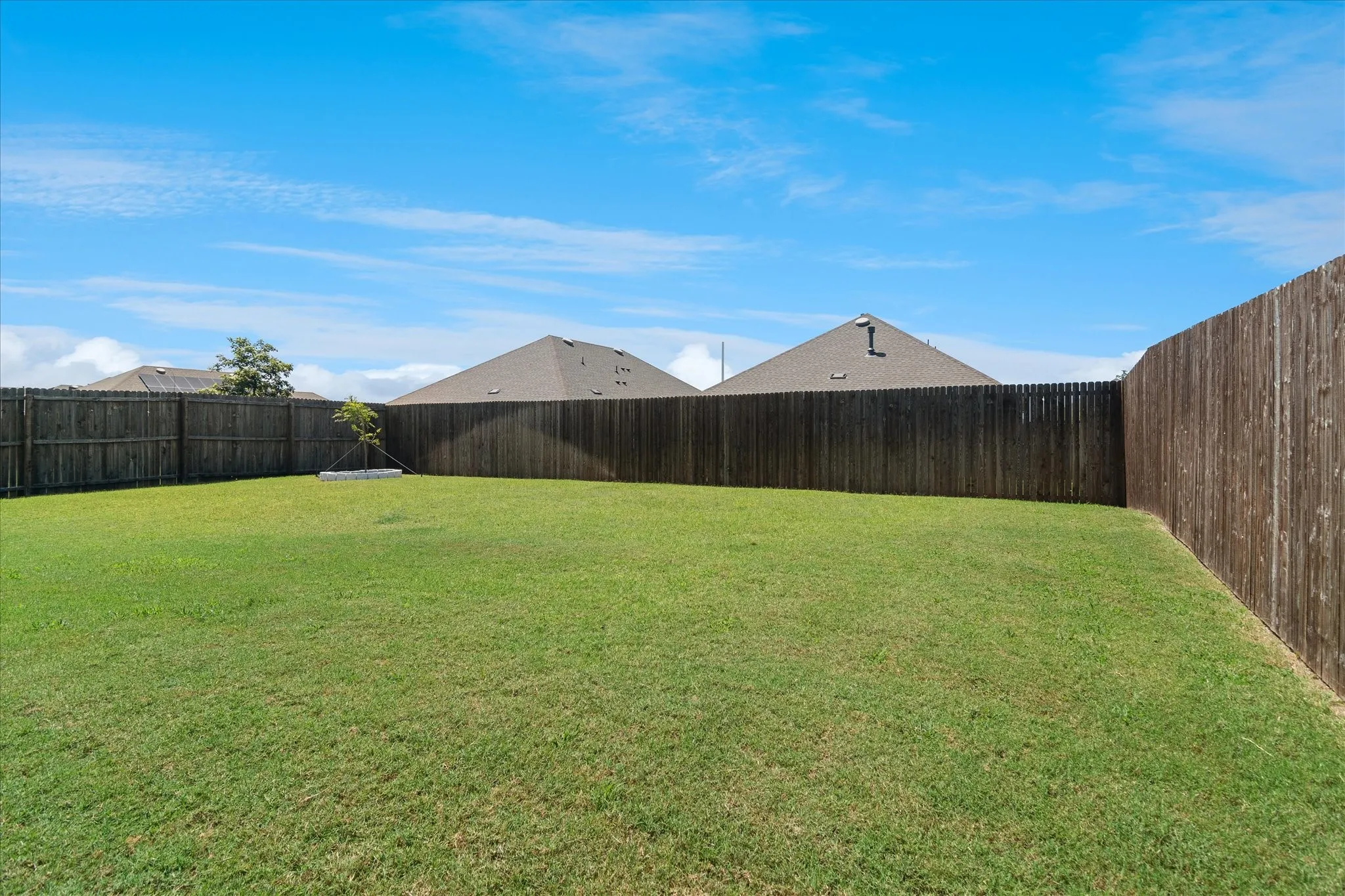 Single Family Residence For Sale in Denton County , 10330 Quail Pointe Road, Aubrey, Texas 76227, 3 Bedroom, 2 Bathroom, 2 Garage spaces, 1,523 Sqft, built in 2022, mls#21323987, Real Estate Agent in Aubrey, Homes For Sale in Denton county, Homes For Sale in Aubrey, Realtor in Aubrey Texas, Real Estate Brokerage Independent Realty Texas, Luminita Cordes Realtor