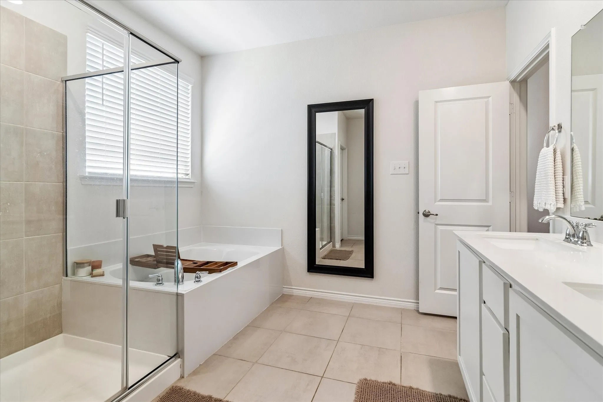 Single Family Residence For Sale in Denton County , 10330 Quail Pointe Road, Aubrey, Texas 76227, 3 Bedroom, 2 Bathroom, 2 Garage spaces, 1,523 Sqft, built in 2022, mls#21323987, Real Estate Agent in Aubrey, Homes For Sale in Denton county, Homes For Sale in Aubrey, Realtor in Aubrey Texas, Real Estate Brokerage Independent Realty Texas, Luminita Cordes Realtor