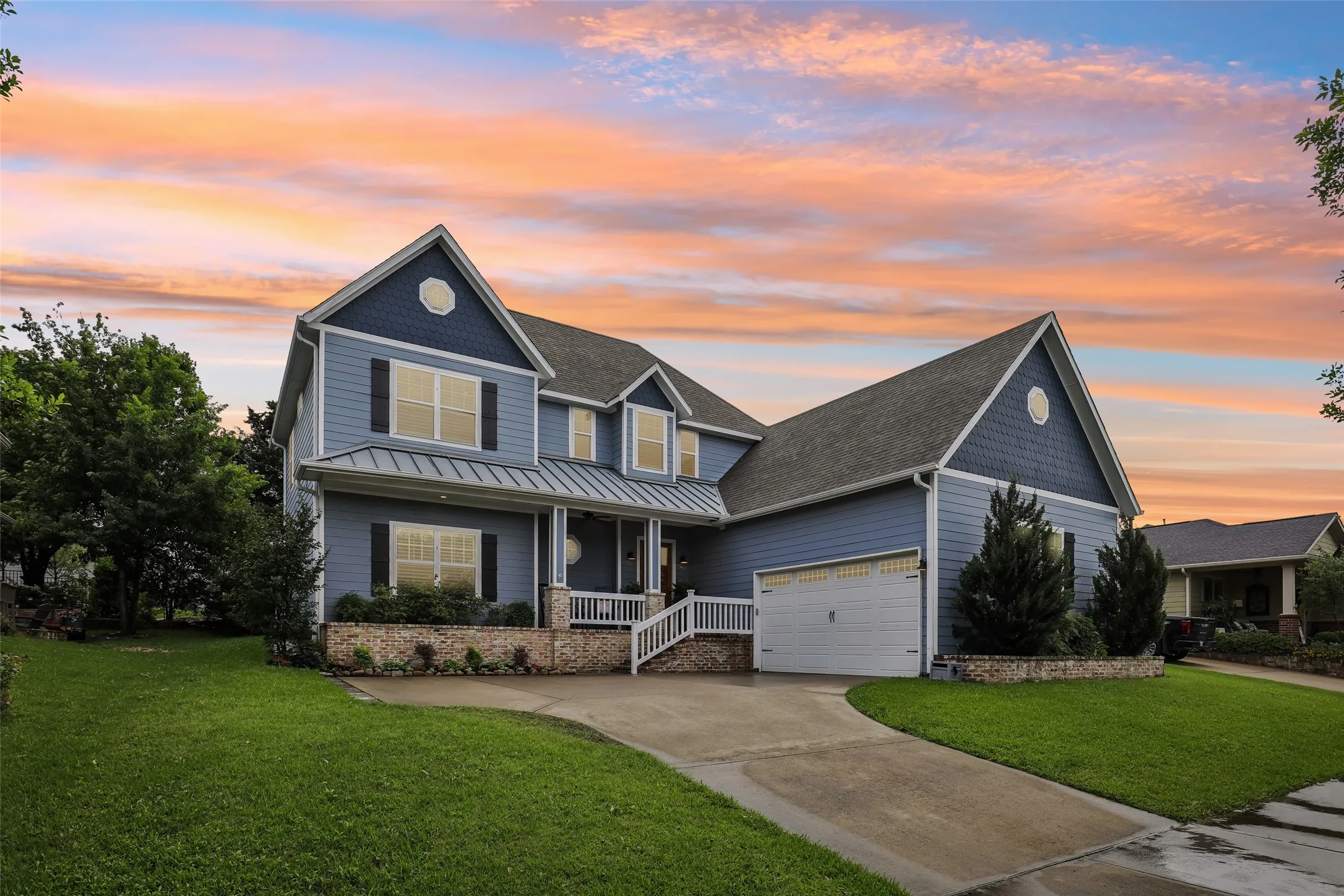 Single Family Residence For Sale in Rockwall County , 1020 Ivy Lane, Rockwall, Texas 75087, 4 Bedroom, 3 Bathroom, 2 Garage spaces, 3,274 Sqft, built in 2017, mls#21326966, Real Estate Agent in Rockwall, Homes For Sale in Rockwall county, Homes For Sale in Rockwall, Realtor in Rockwall Texas, Real Estate Brokerage Independent Realty Texas, Luminita Cordes Realtor