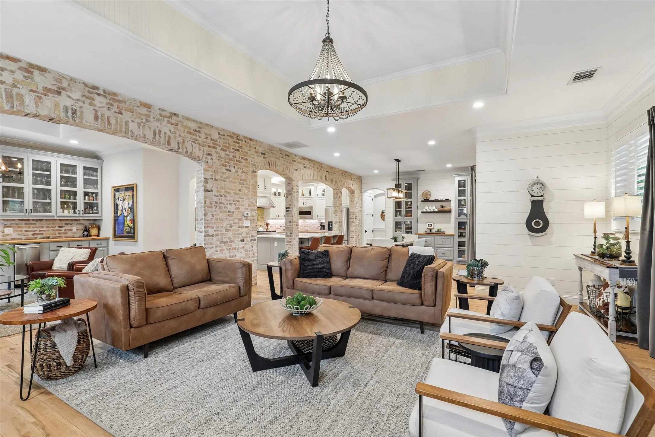 Single Family Residence For Sale in Rockwall County , 1020 Ivy Lane, Rockwall, Texas 75087, 4 Bedroom, 3 Bathroom, 2 Garage spaces, 3,274 Sqft, built in 2017, mls#21326966, Real Estate Agent in Rockwall, Homes For Sale in Rockwall county, Homes For Sale in Rockwall, Realtor in Rockwall Texas, Real Estate Brokerage Independent Realty Texas, Luminita Cordes Realtor