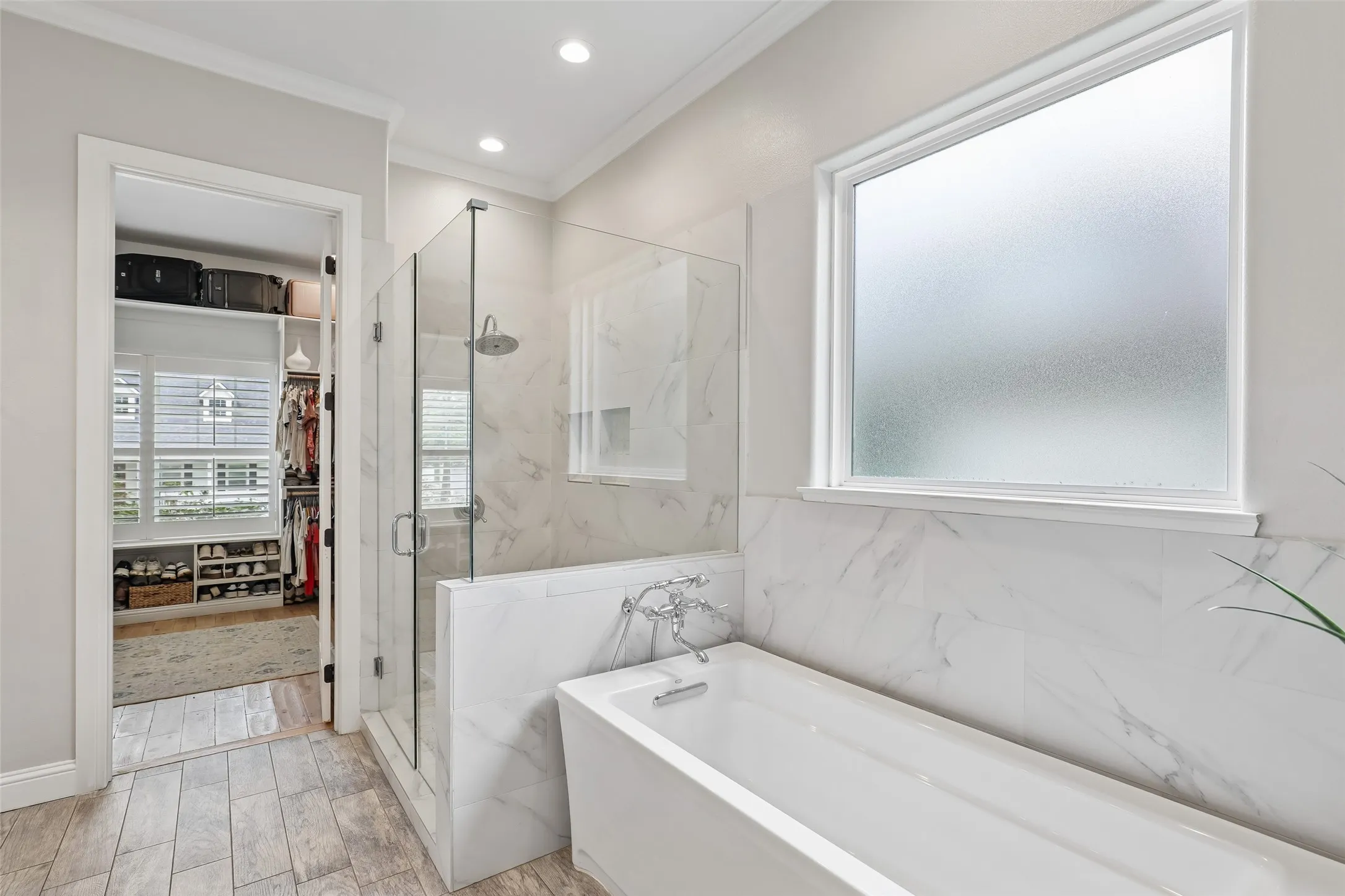 Single Family Residence For Sale in Rockwall County , 1020 Ivy Lane, Rockwall, Texas 75087, 4 Bedroom, 3 Bathroom, 2 Garage spaces, 3,274 Sqft, built in 2017, mls#21326966, Real Estate Agent in Rockwall, Homes For Sale in Rockwall county, Homes For Sale in Rockwall, Realtor in Rockwall Texas, Real Estate Brokerage Independent Realty Texas, Luminita Cordes Realtor