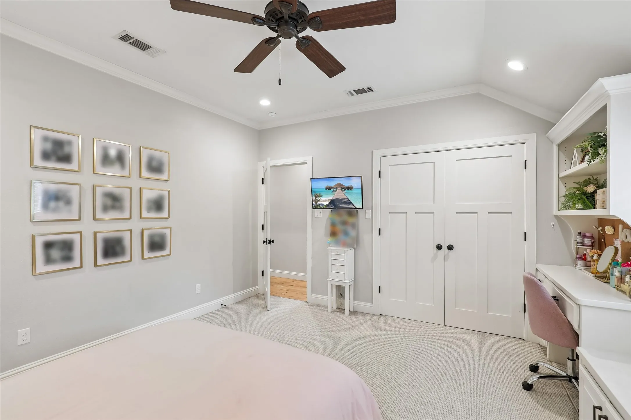 Single Family Residence For Sale in Rockwall County , 1020 Ivy Lane, Rockwall, Texas 75087, 4 Bedroom, 3 Bathroom, 2 Garage spaces, 3,274 Sqft, built in 2017, mls#21326966, Real Estate Agent in Rockwall, Homes For Sale in Rockwall county, Homes For Sale in Rockwall, Realtor in Rockwall Texas, Real Estate Brokerage Independent Realty Texas, Luminita Cordes Realtor