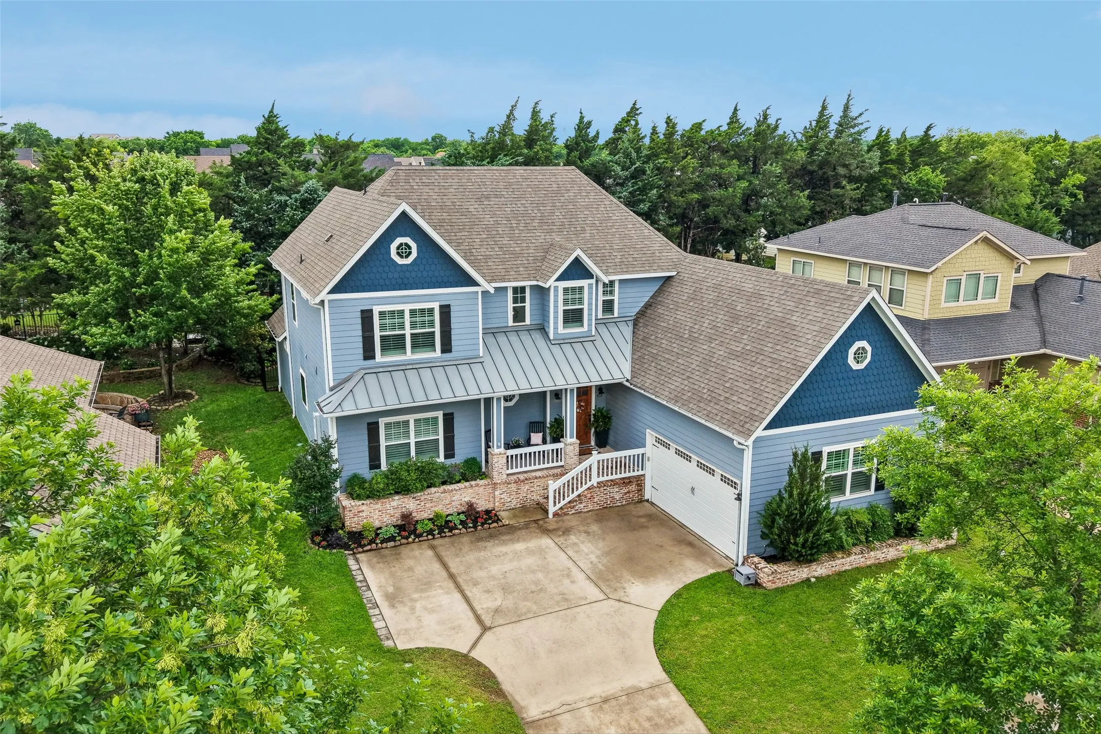 Single Family Residence For Sale in Rockwall County , 1020 Ivy Lane, Rockwall, Texas 75087, 4 Bedroom, 3 Bathroom, 2 Garage spaces, 3,274 Sqft, built in 2017, mls#21326966, Real Estate Agent in Rockwall, Homes For Sale in Rockwall county, Homes For Sale in Rockwall, Realtor in Rockwall Texas, Real Estate Brokerage Independent Realty Texas, Luminita Cordes Realtor