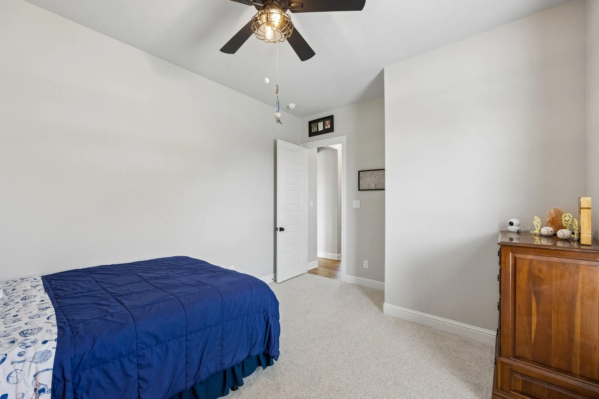 Single Family Residence For Sale in Ellis County , 1751 Blackfoot Parkway, Waxahachie, Texas 75165, 4 Bedroom, 3 Bathroom, 3 Garage spaces, 3,132 Sqft, built in 2024, mls#21322775, Real Estate Agent in Waxahachie, Homes For Sale in Ellis county, Homes For Sale in Waxahachie, Realtor in Waxahachie Texas, Real Estate Brokerage Independent Realty Texas, Luminita Cordes Realtor