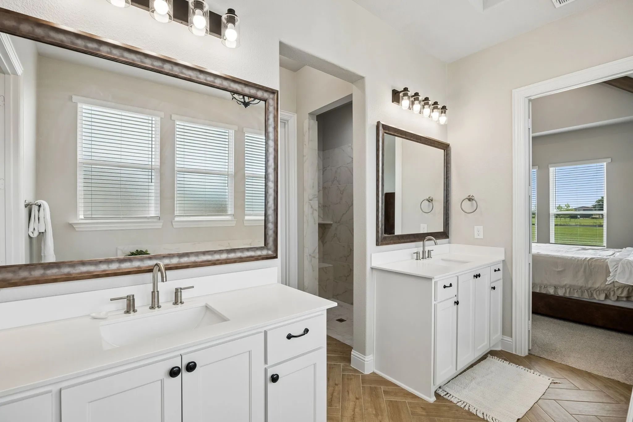 Single Family Residence For Sale in Ellis County , 1751 Blackfoot Parkway, Waxahachie, Texas 75165, 4 Bedroom, 3 Bathroom, 3 Garage spaces, 3,132 Sqft, built in 2024, mls#21322775, Real Estate Agent in Waxahachie, Homes For Sale in Ellis county, Homes For Sale in Waxahachie, Realtor in Waxahachie Texas, Real Estate Brokerage Independent Realty Texas, Luminita Cordes Realtor