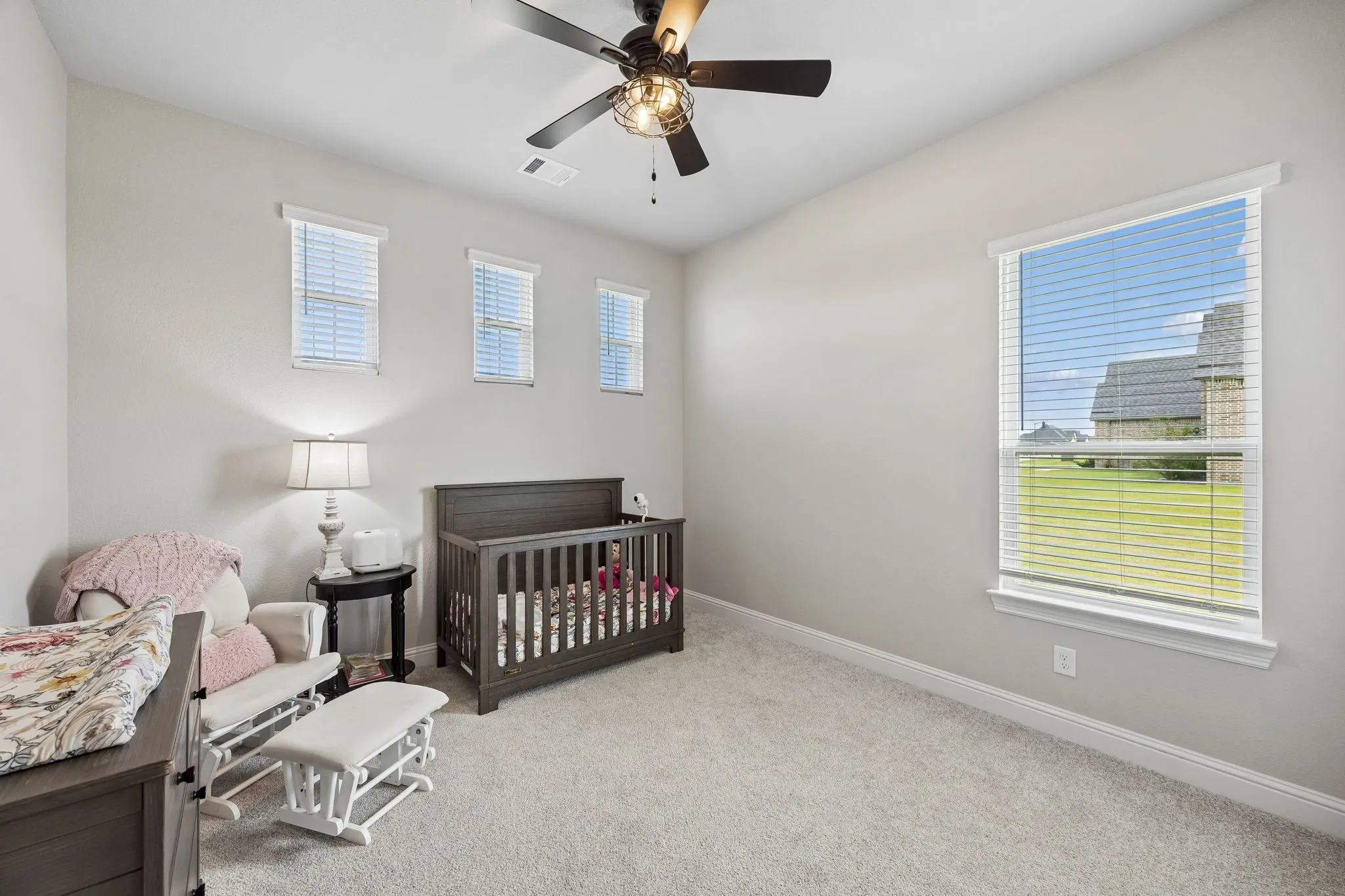 Single Family Residence For Sale in Ellis County , 1751 Blackfoot Parkway, Waxahachie, Texas 75165, 4 Bedroom, 3 Bathroom, 3 Garage spaces, 3,132 Sqft, built in 2024, mls#21322775, Real Estate Agent in Waxahachie, Homes For Sale in Ellis county, Homes For Sale in Waxahachie, Realtor in Waxahachie Texas, Real Estate Brokerage Independent Realty Texas, Luminita Cordes Realtor