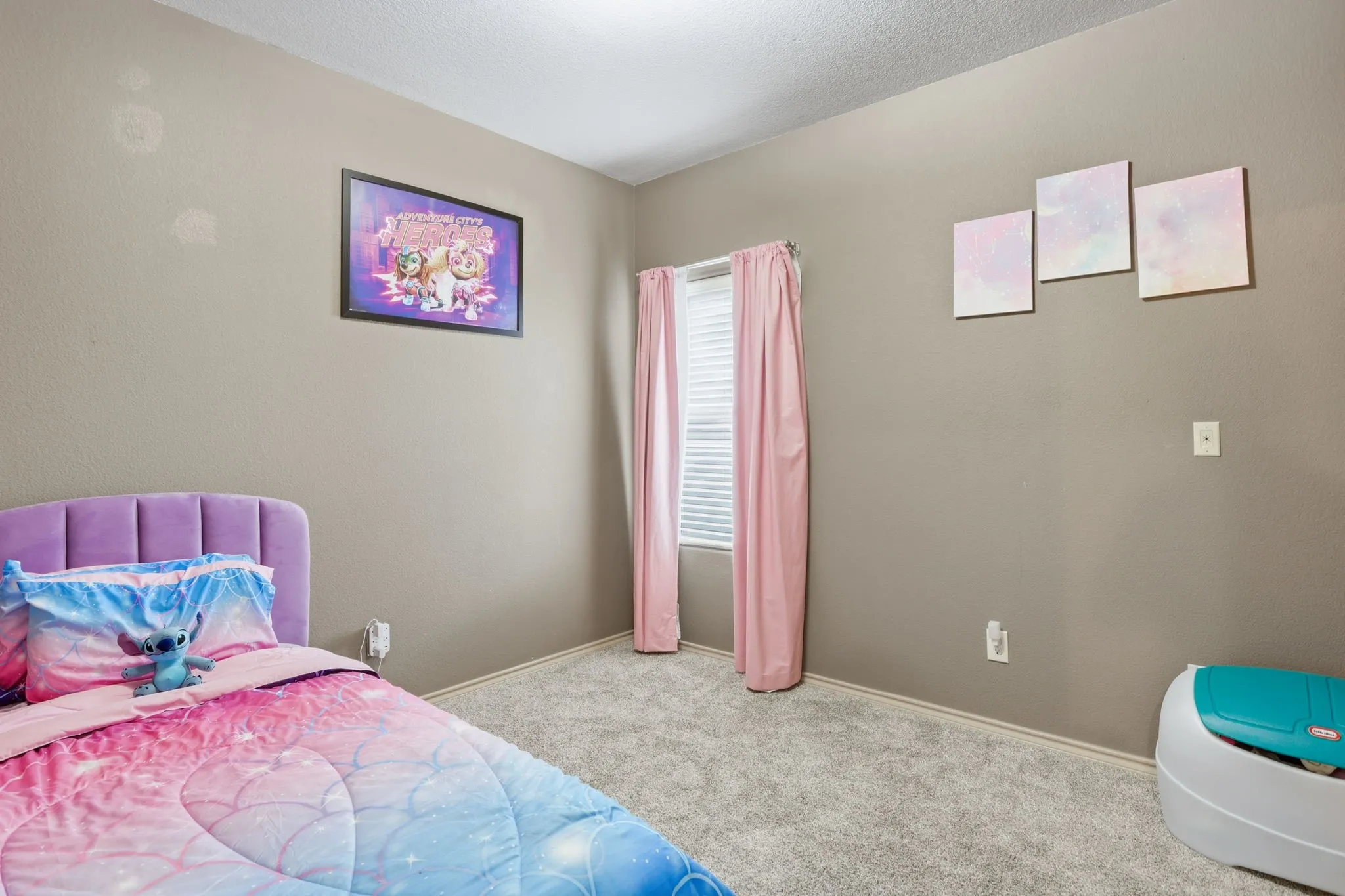 Single Family Residence For Sale in Tarrant County , 1817 Potrillo Lane, Fort Worth, Texas 76131, 4 Bedroom, 3 Bathroom, 2 Garage spaces, 2,355 Sqft, built in 2013, mls#21327283, Real Estate Agent in Fort Worth, Homes For Sale in Tarrant county, Homes For Sale in Fort Worth, Realtor in Fort Worth Texas, Real Estate Brokerage Independent Realty Texas, Luminita Cordes Realtor