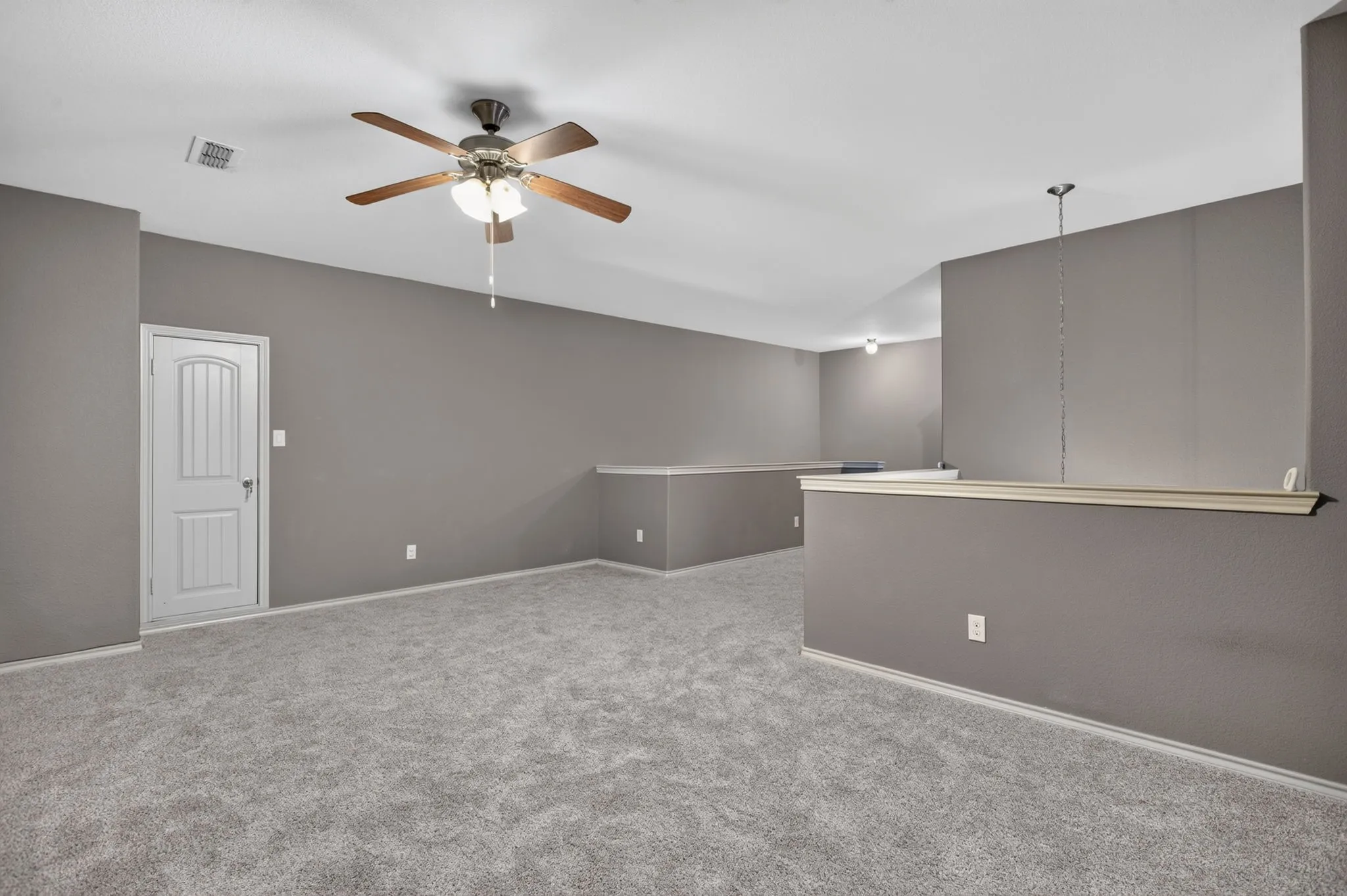 Single Family Residence For Sale in Tarrant County , 1817 Potrillo Lane, Fort Worth, Texas 76131, 4 Bedroom, 3 Bathroom, 2 Garage spaces, 2,355 Sqft, built in 2013, mls#21327283, Real Estate Agent in Fort Worth, Homes For Sale in Tarrant county, Homes For Sale in Fort Worth, Realtor in Fort Worth Texas, Real Estate Brokerage Independent Realty Texas, Luminita Cordes Realtor