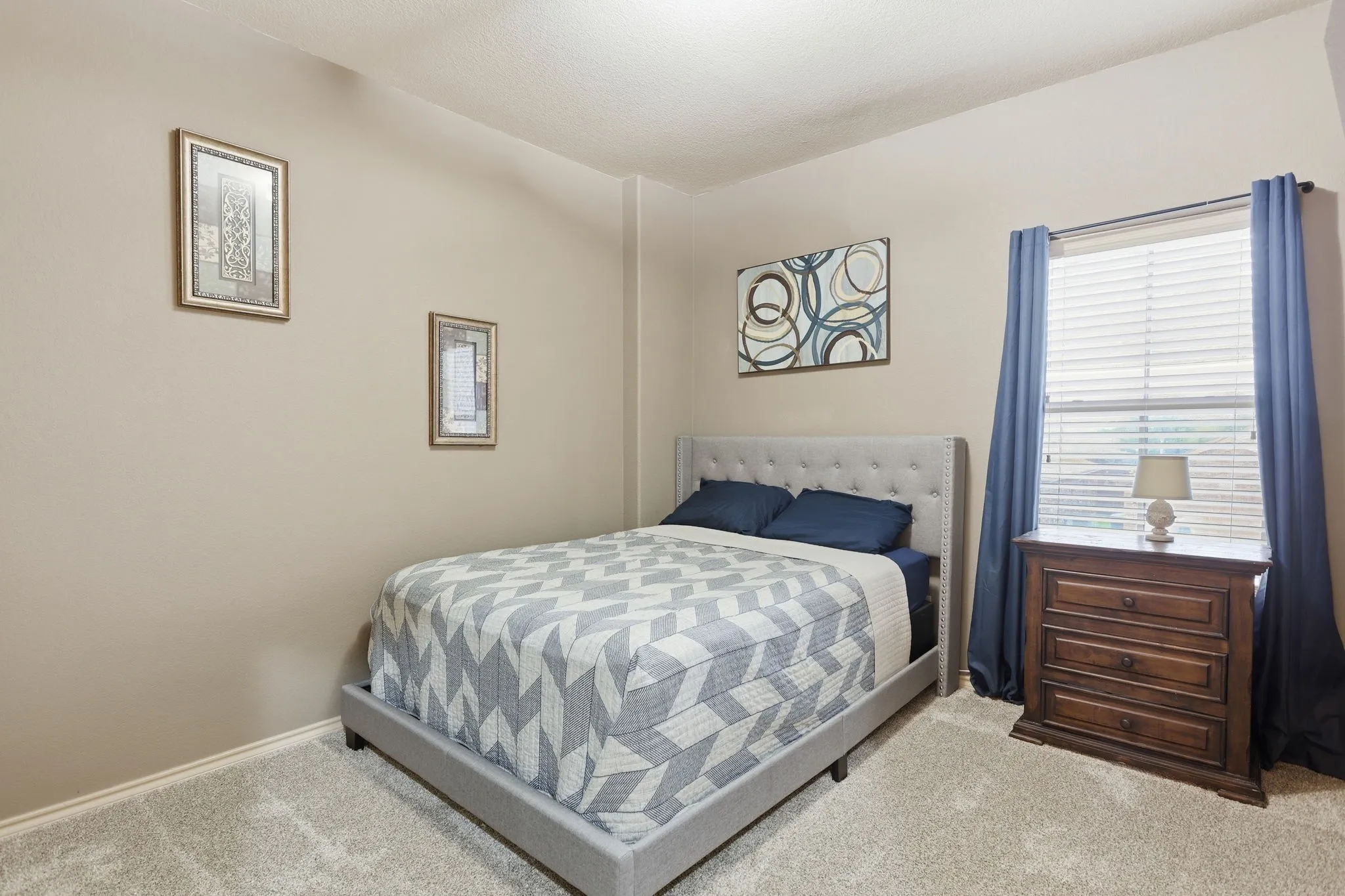 Single Family Residence For Sale in Tarrant County , 1817 Potrillo Lane, Fort Worth, Texas 76131, 4 Bedroom, 3 Bathroom, 2 Garage spaces, 2,355 Sqft, built in 2013, mls#21327283, Real Estate Agent in Fort Worth, Homes For Sale in Tarrant county, Homes For Sale in Fort Worth, Realtor in Fort Worth Texas, Real Estate Brokerage Independent Realty Texas, Luminita Cordes Realtor