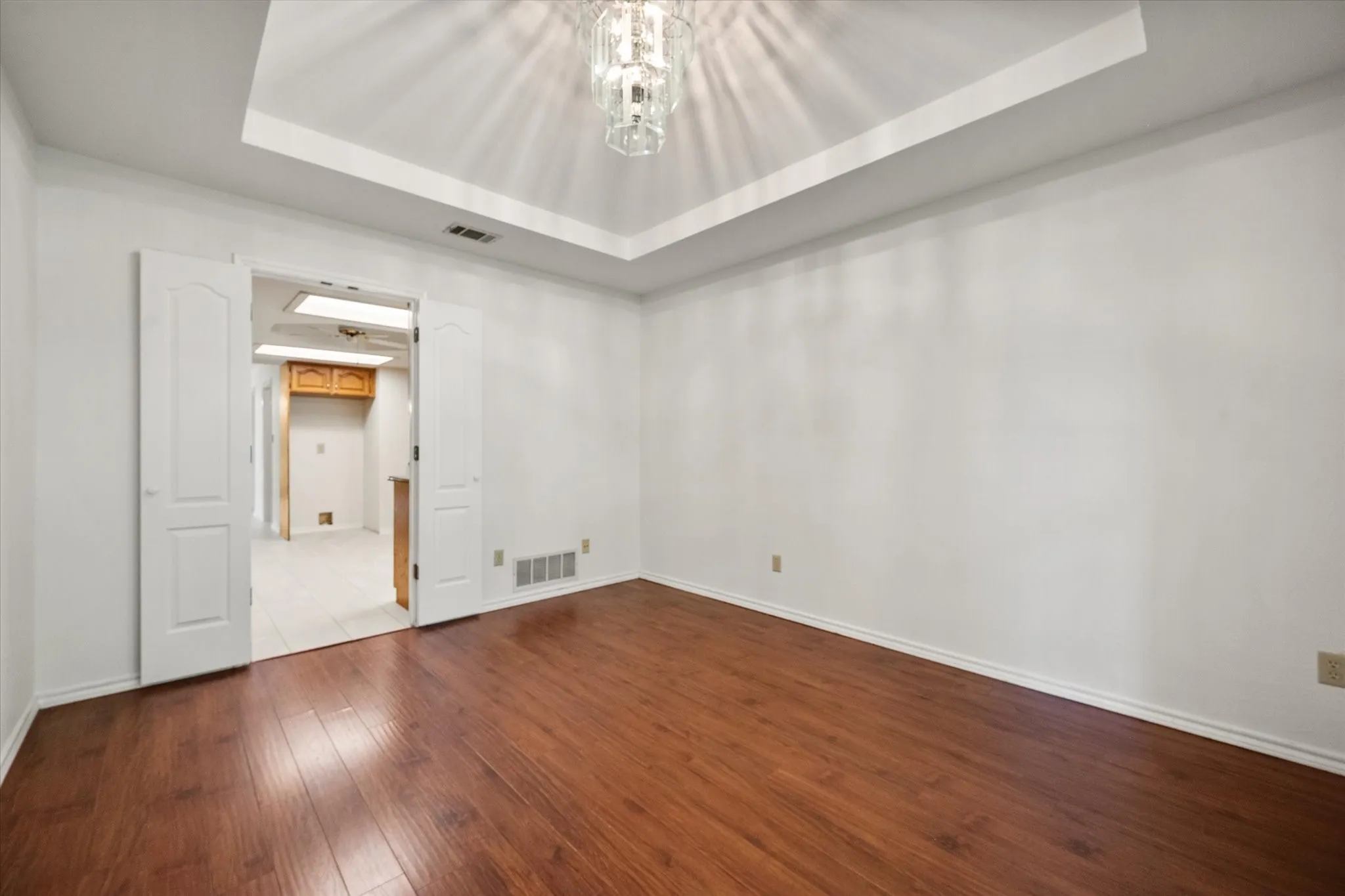 Front dining or flex room