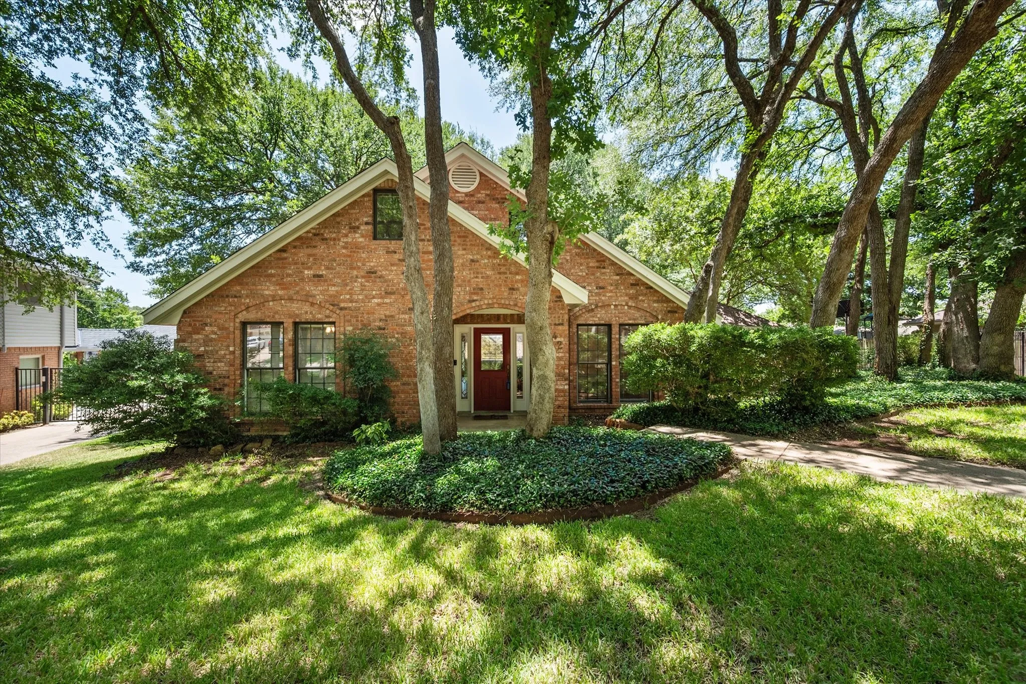 3425 Bridlegate Dr