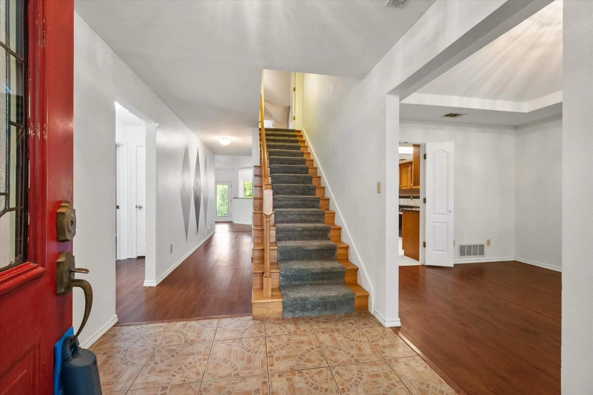 Foyer entry