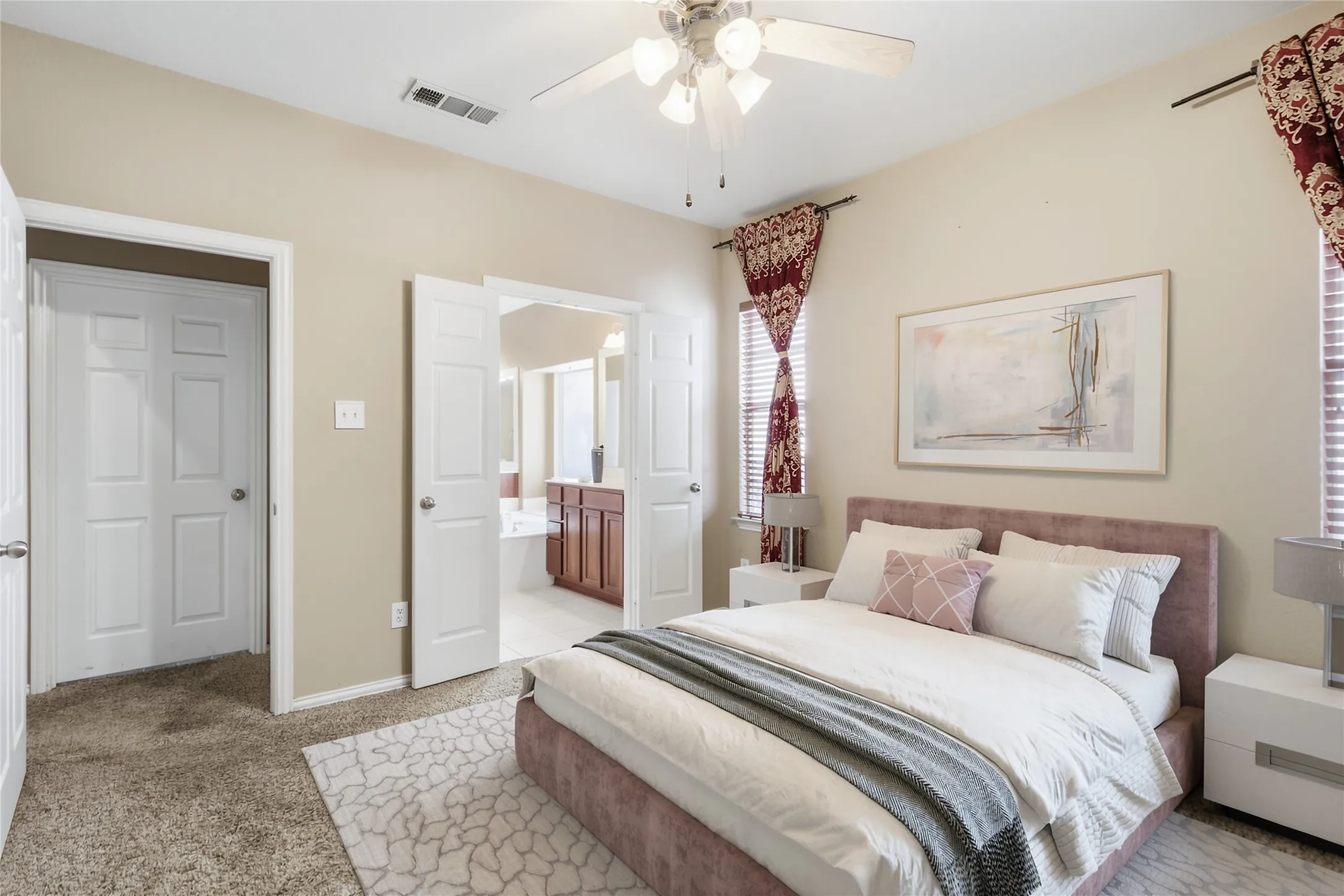 Single Family Residence For Sale in Denton County , 1728 Mercer Way, Savannah, Texas 76227, 3 Bedroom, 2 Bathroom, 2 Garage spaces, 1,670 Sqft, built in 2004, mls#21327285, Real Estate Agent in Savannah, Homes For Sale in Denton county, Homes For Sale in Savannah, Realtor in Savannah Texas, Real Estate Brokerage Independent Realty Texas, Luminita Cordes Realtor