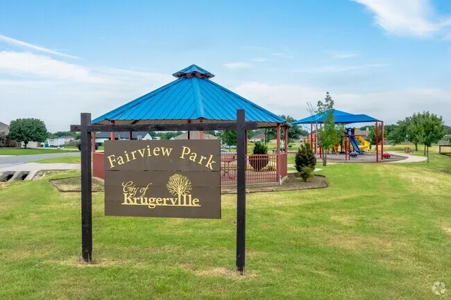 Single Family Residence For Sale in Denton County , 402 Baseline Road, Krugerville, Texas 76227, 3 Bedroom, 2 Bathroom, 4 Garage spaces, 1,809 Sqft, built in 1968, mls#21326792, Real Estate Agent in Krugerville, Homes For Sale in Denton county, Homes For Sale in Krugerville, Realtor in Krugerville Texas, Real Estate Brokerage Independent Realty Texas, Luminita Cordes Realtor
