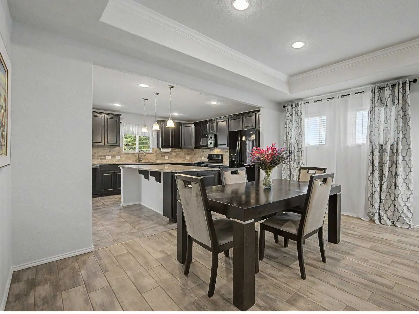 Single Family Residence For Sale in Denton County , 6993 Hickory Creek Drive, Frisco, Texas 75036, 3 Bedroom, 2 Bathroom, 2 Garage spaces, 1,680 Sqft, built in 2017, mls#21295585, Real Estate Agent in Frisco, Homes For Sale in Denton county, Homes For Sale in Frisco, Realtor in Frisco Texas, Real Estate Brokerage Independent Realty Texas, Luminita Cordes Realtor