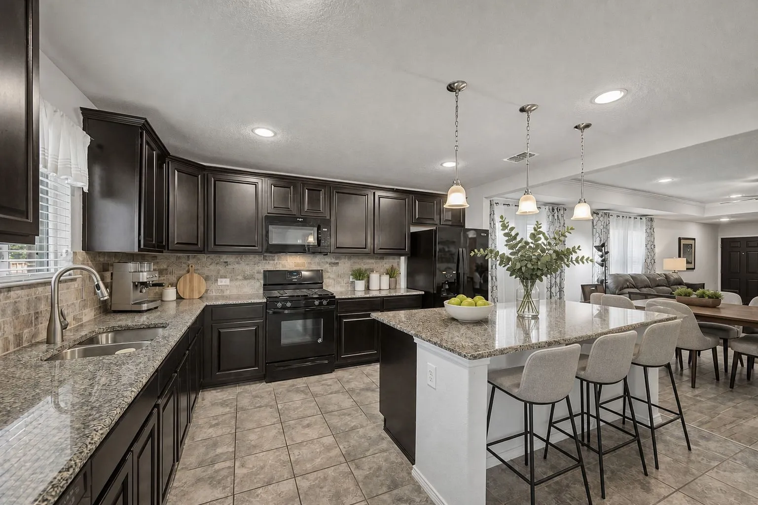 Single Family Residence For Sale in Denton County , 6993 Hickory Creek Drive, Frisco, Texas 75036, 3 Bedroom, 2 Bathroom, 2 Garage spaces, 1,680 Sqft, built in 2017, mls#21295585, Real Estate Agent in Frisco, Homes For Sale in Denton county, Homes For Sale in Frisco, Realtor in Frisco Texas, Real Estate Brokerage Independent Realty Texas, Luminita Cordes Realtor