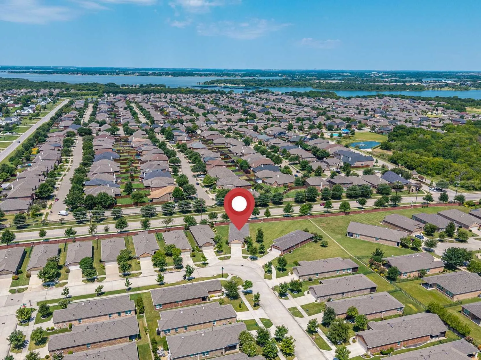 Single Family Residence For Sale in Denton County , 6993 Hickory Creek Drive, Frisco, Texas 75036, 3 Bedroom, 2 Bathroom, 2 Garage spaces, 1,680 Sqft, built in 2017, mls#21295585, Real Estate Agent in Frisco, Homes For Sale in Denton county, Homes For Sale in Frisco, Realtor in Frisco Texas, Real Estate Brokerage Independent Realty Texas, Luminita Cordes Realtor