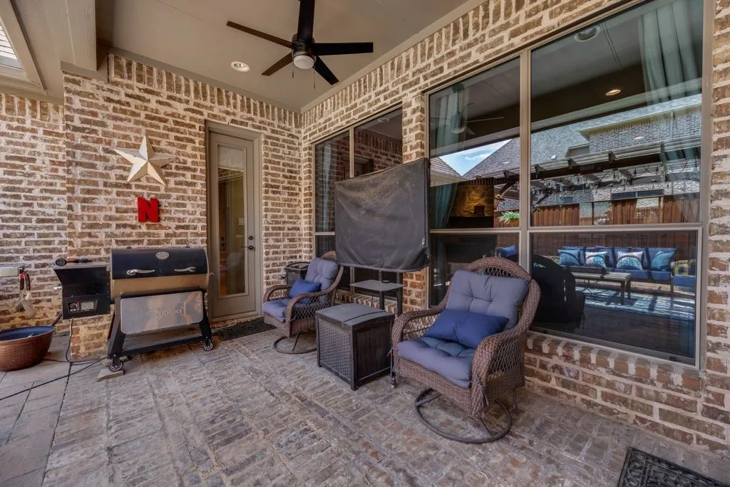 Single Family Residence For Sale in Denton County , 3595 Crossbow Drive, Frisco, Texas 75033, 5 Bedroom, 5 Bathroom, 3 Garage spaces, 4,607 Sqft, built in 2006, mls#21327090, Real Estate Agent in Frisco, Homes For Sale in Denton county, Homes For Sale in Frisco, Realtor in Frisco Texas, Real Estate Brokerage Independent Realty Texas, Luminita Cordes Realtor