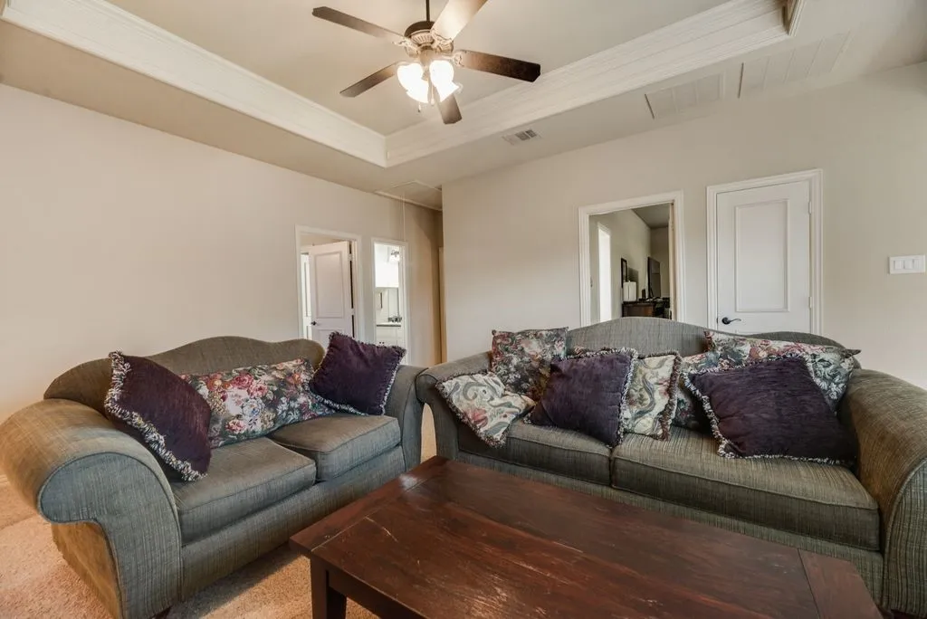 Single Family Residence For Sale in Denton County , 3595 Crossbow Drive, Frisco, Texas 75033, 5 Bedroom, 5 Bathroom, 3 Garage spaces, 4,607 Sqft, built in 2006, mls#21327090, Real Estate Agent in Frisco, Homes For Sale in Denton county, Homes For Sale in Frisco, Realtor in Frisco Texas, Real Estate Brokerage Independent Realty Texas, Luminita Cordes Realtor