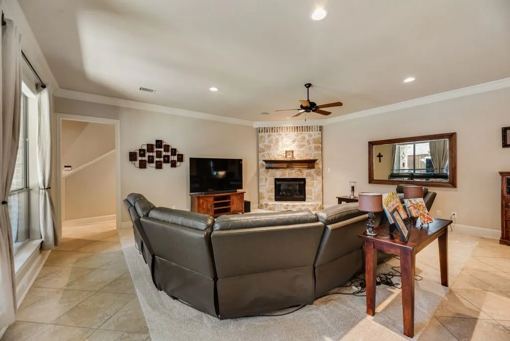 Single Family Residence For Sale in Denton County , 3595 Crossbow Drive, Frisco, Texas 75033, 5 Bedroom, 5 Bathroom, 3 Garage spaces, 4,607 Sqft, built in 2006, mls#21327090, Real Estate Agent in Frisco, Homes For Sale in Denton county, Homes For Sale in Frisco, Realtor in Frisco Texas, Real Estate Brokerage Independent Realty Texas, Luminita Cordes Realtor